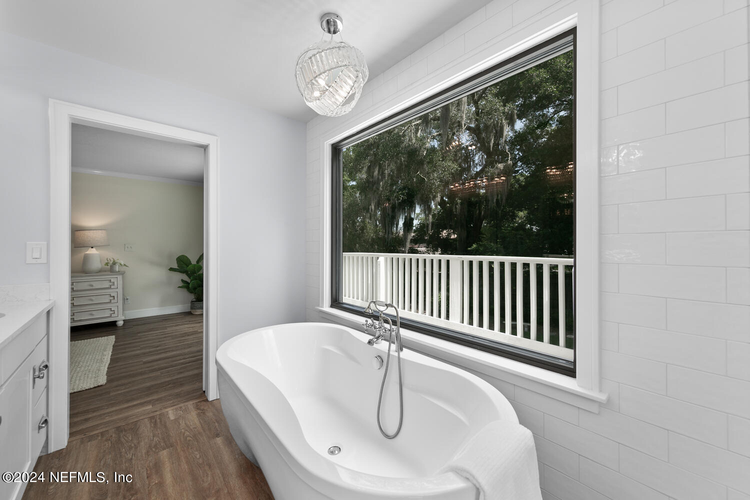 5923 SAXONY WOODS Lane