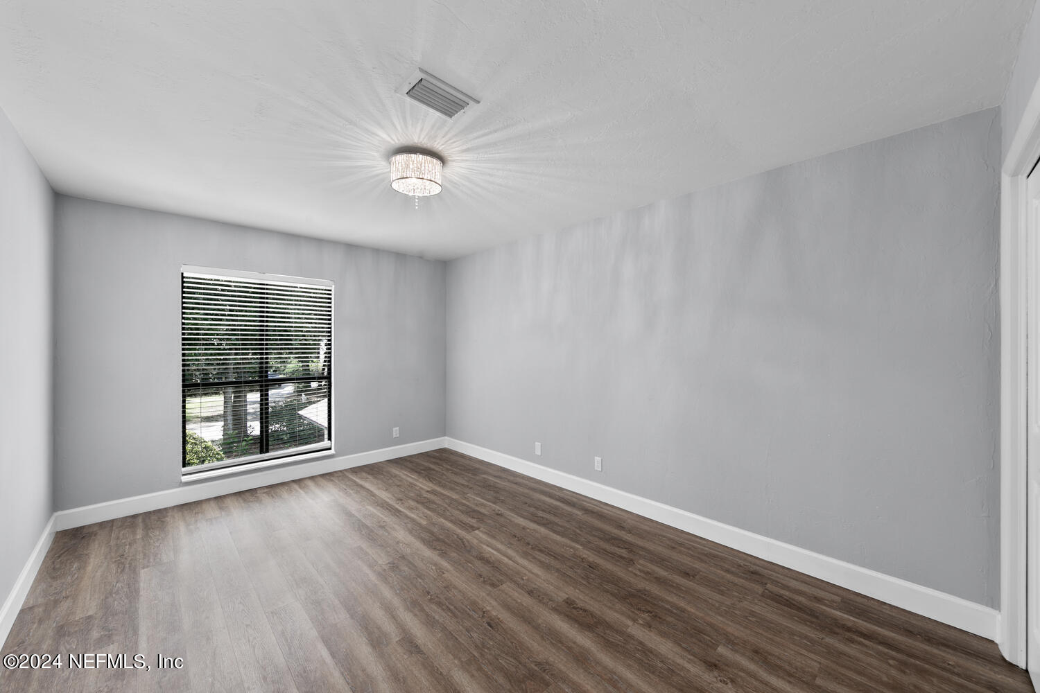 5923 SAXONY WOODS Lane