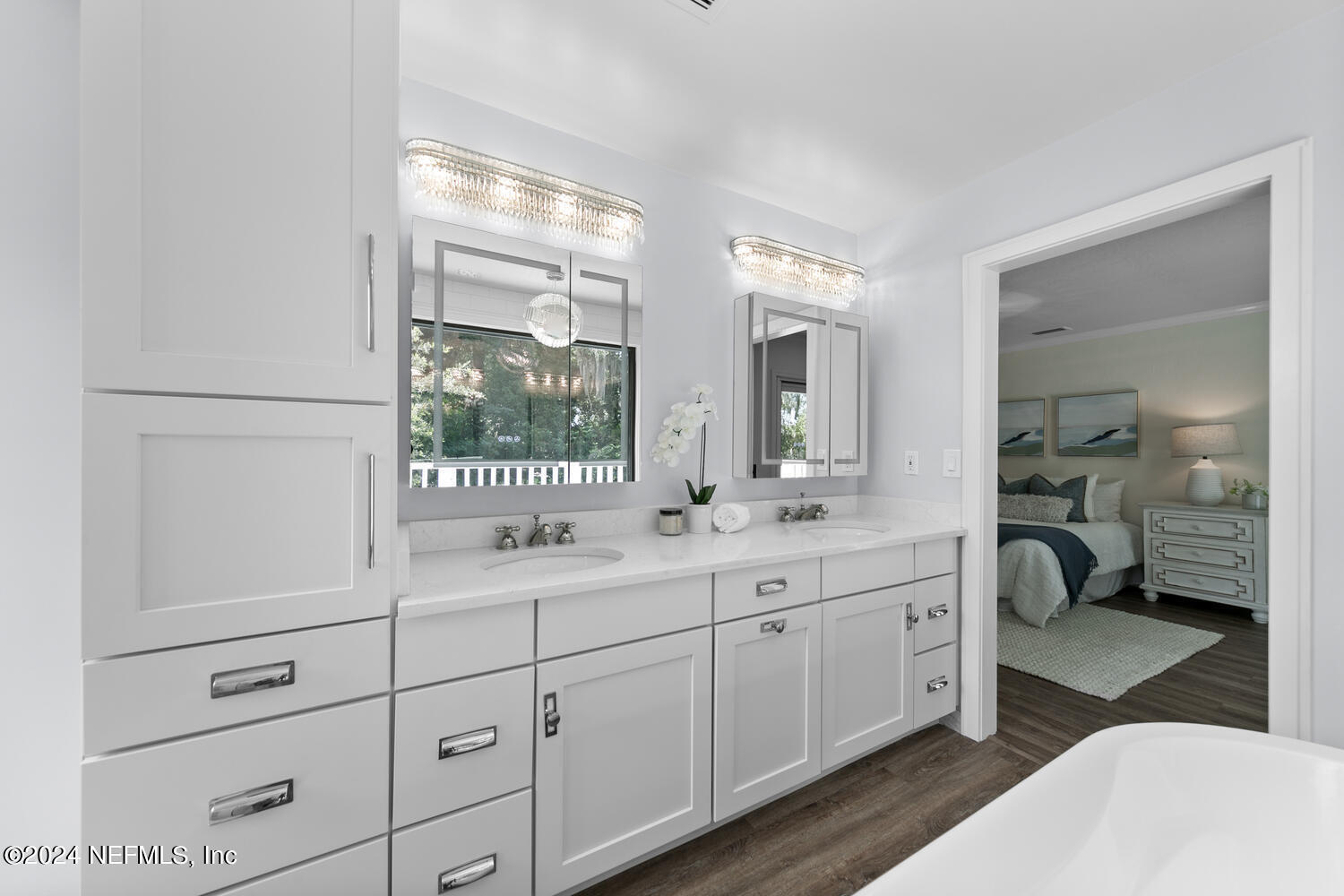 5923 SAXONY WOODS Lane