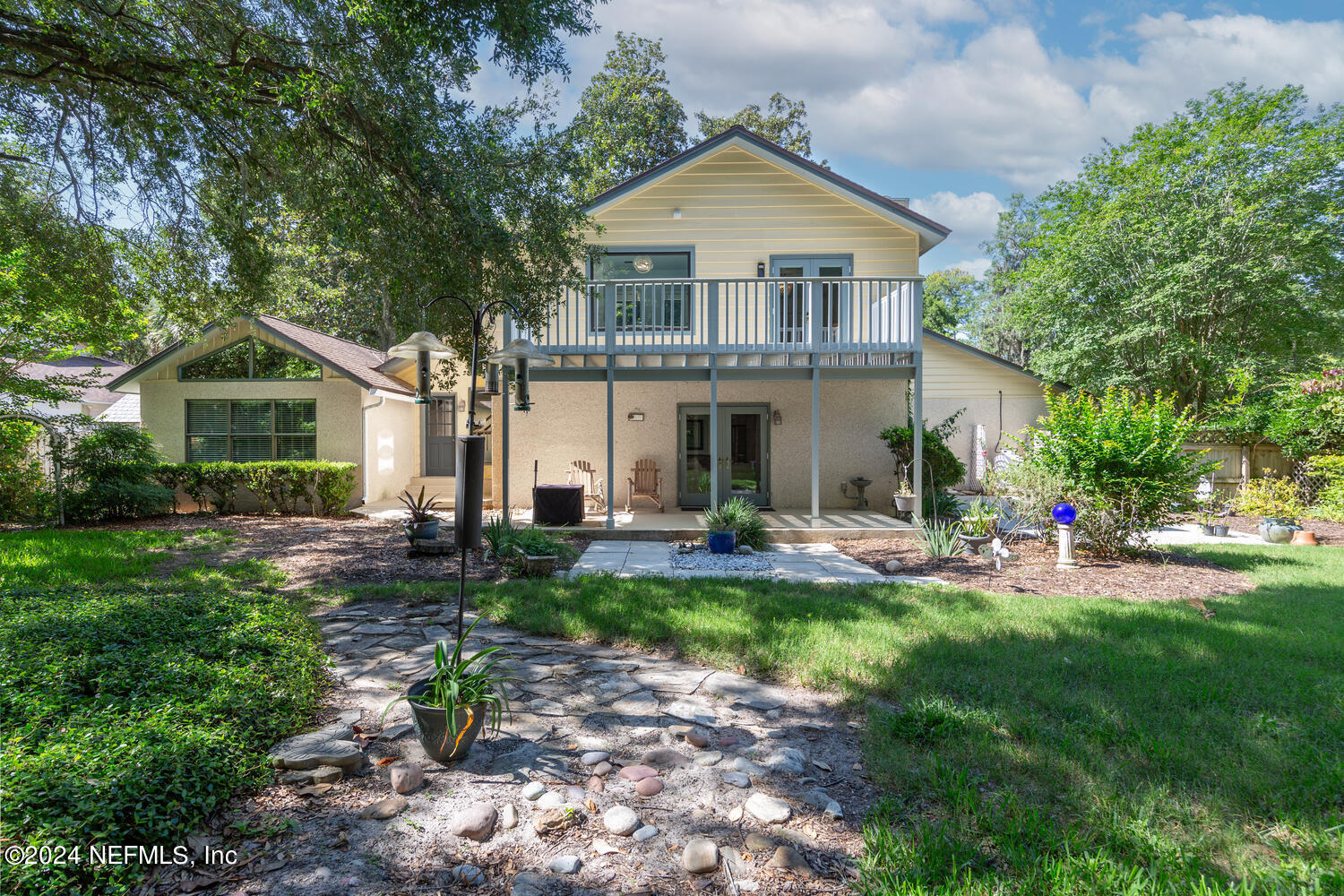 5923 SAXONY WOODS Lane