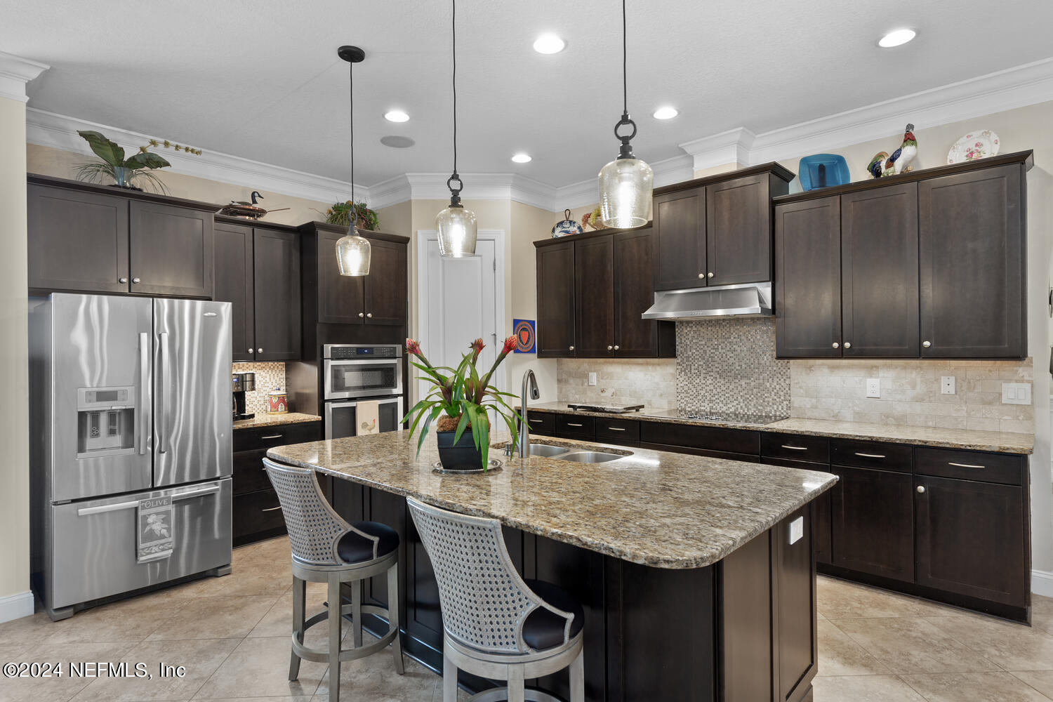 3806 VALVERDE Circle