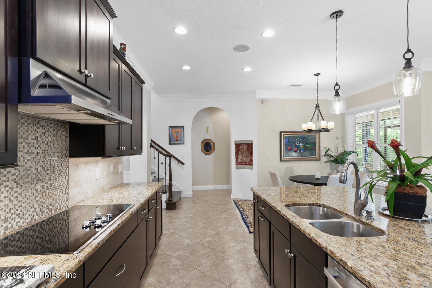 3806 VALVERDE Circle