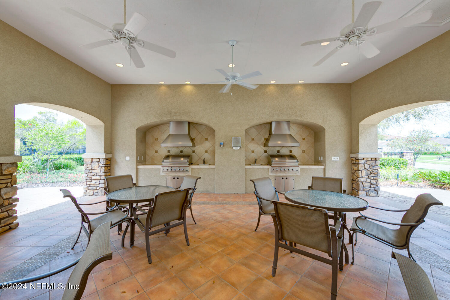 3806 VALVERDE Circle