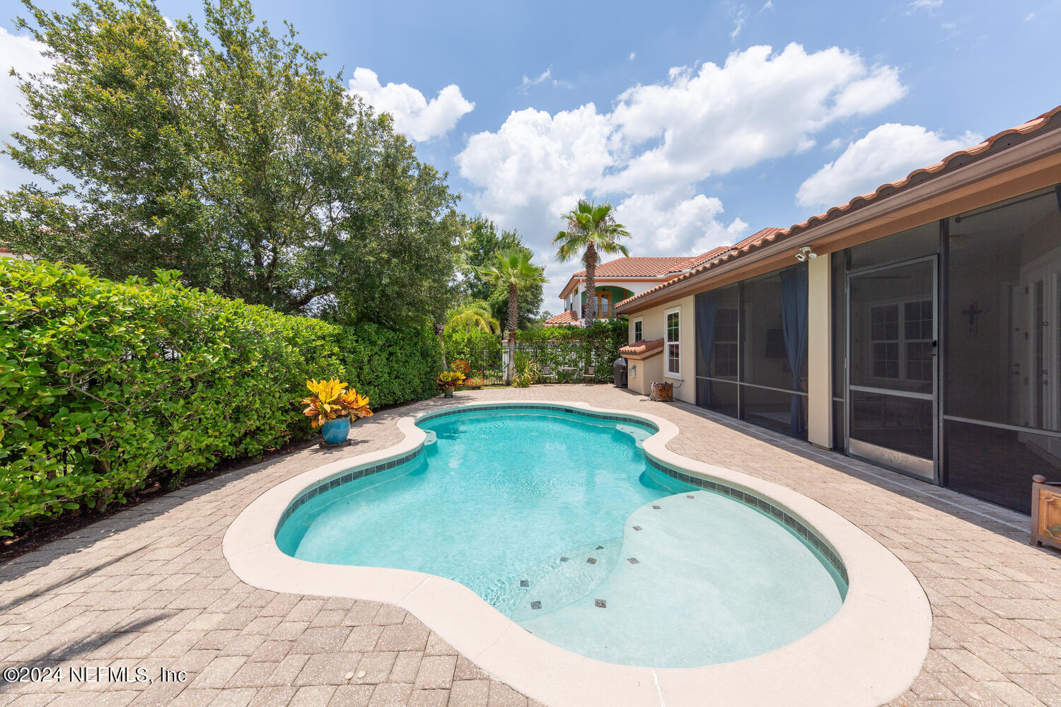 3806 VALVERDE Circle