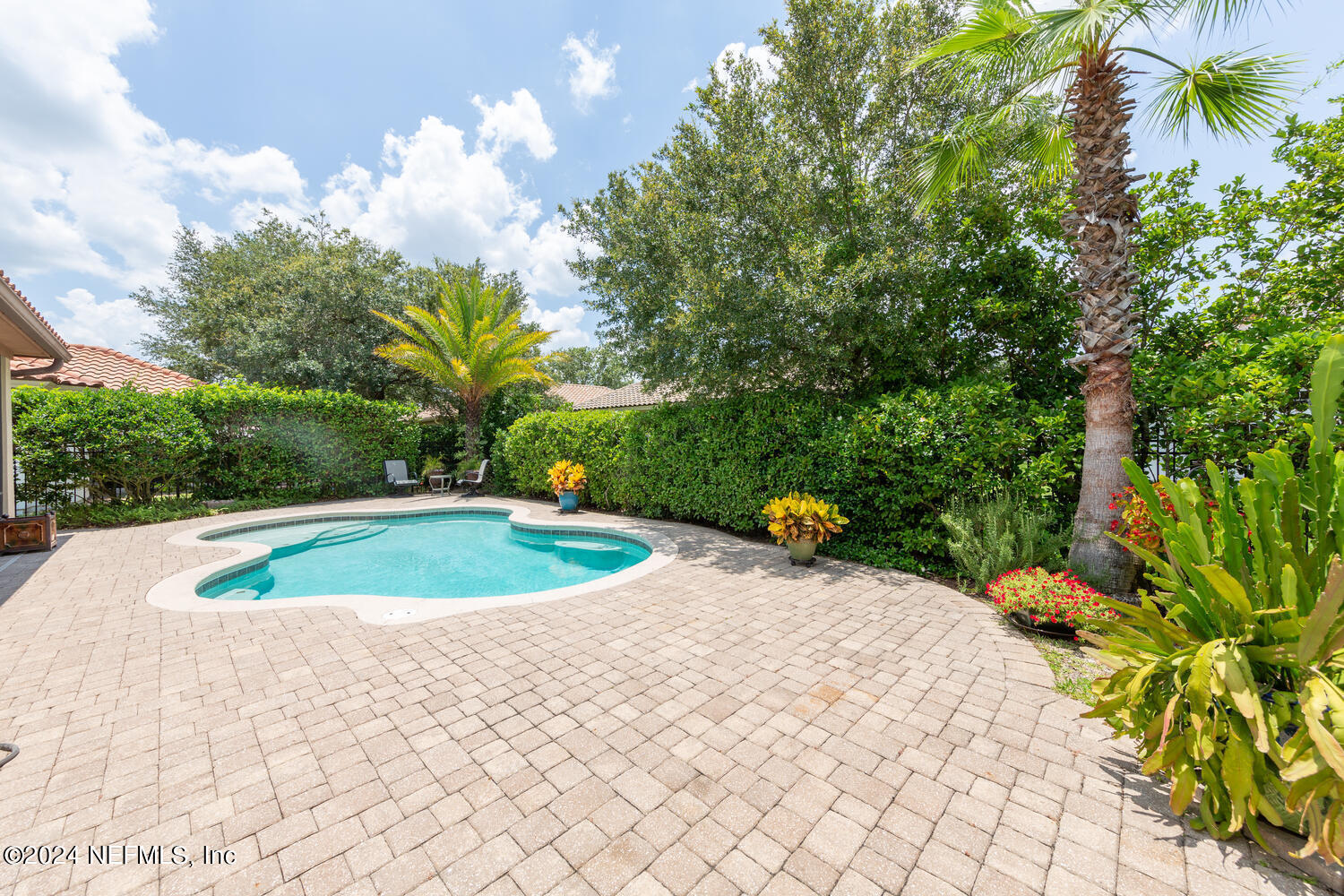 3806 VALVERDE Circle