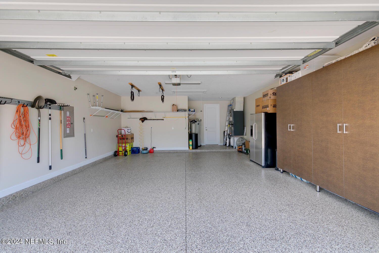 3806 VALVERDE Circle