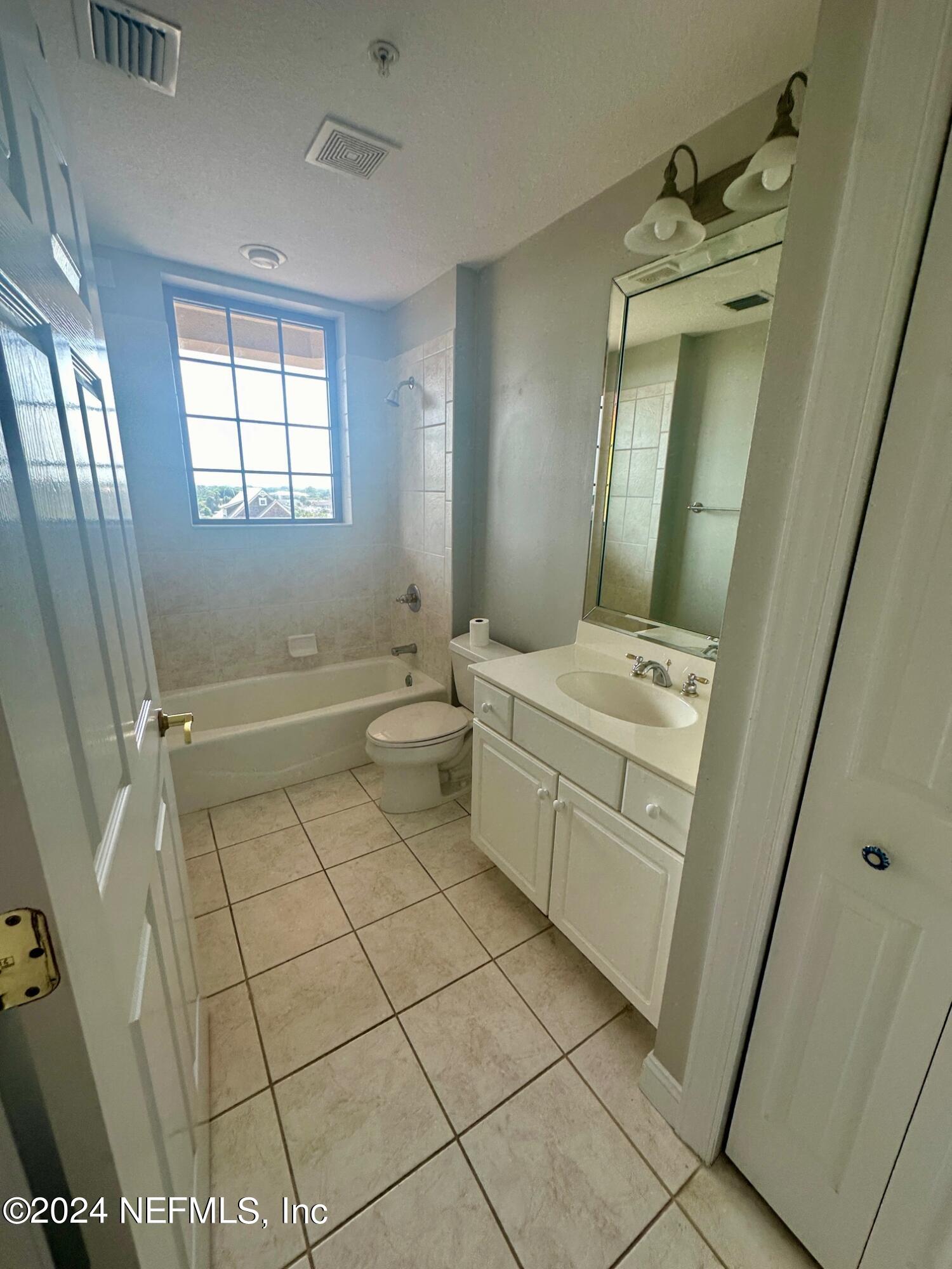 1331 1ST Street N, 501