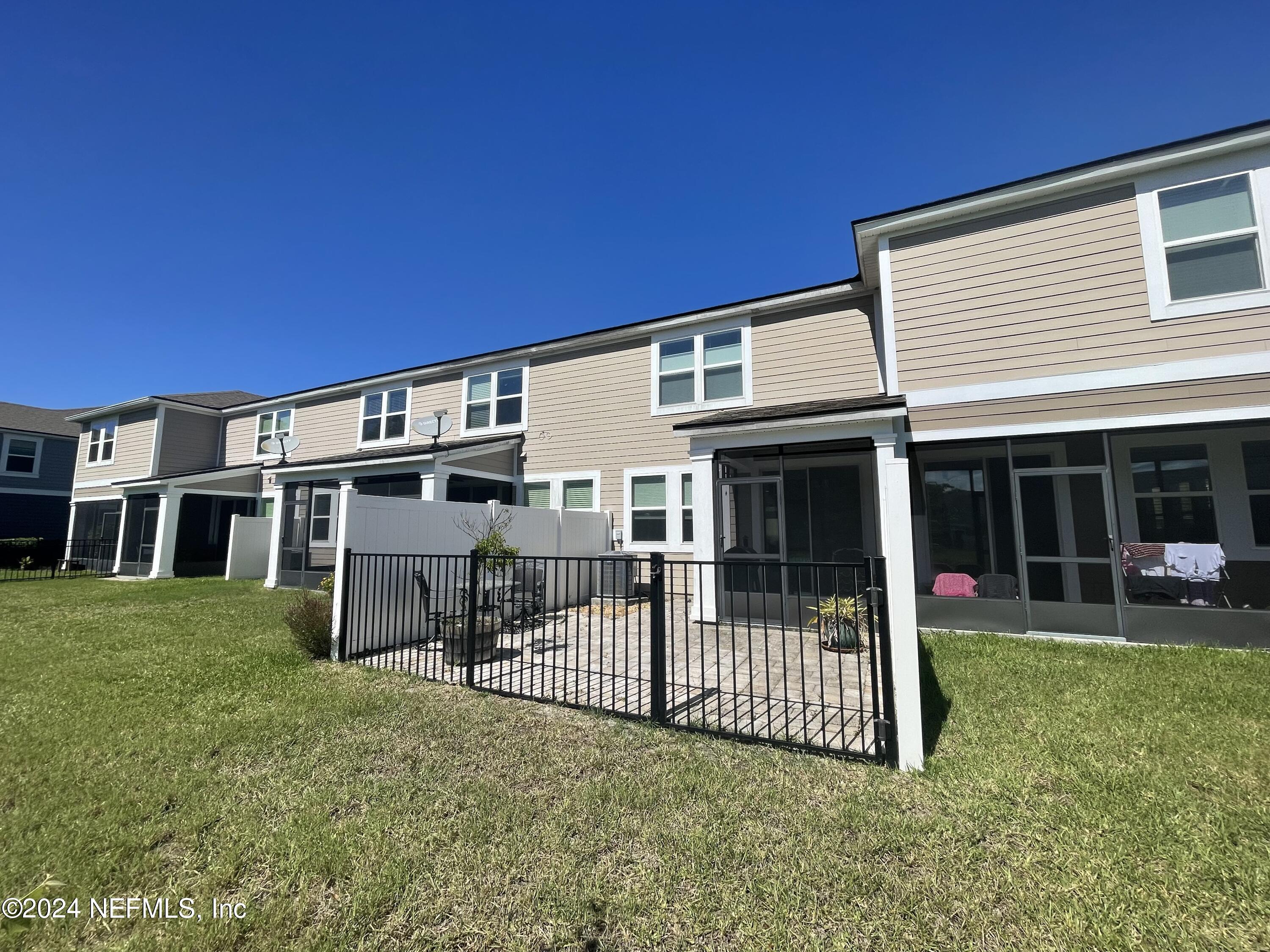 122 SERVIA Drive