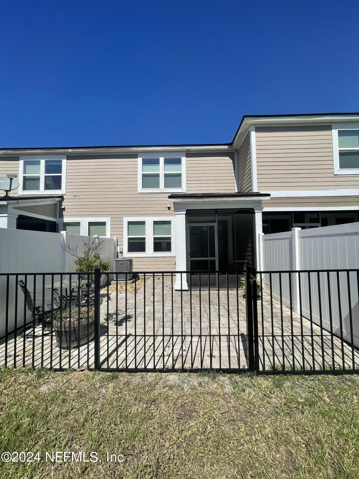 122 SERVIA Drive