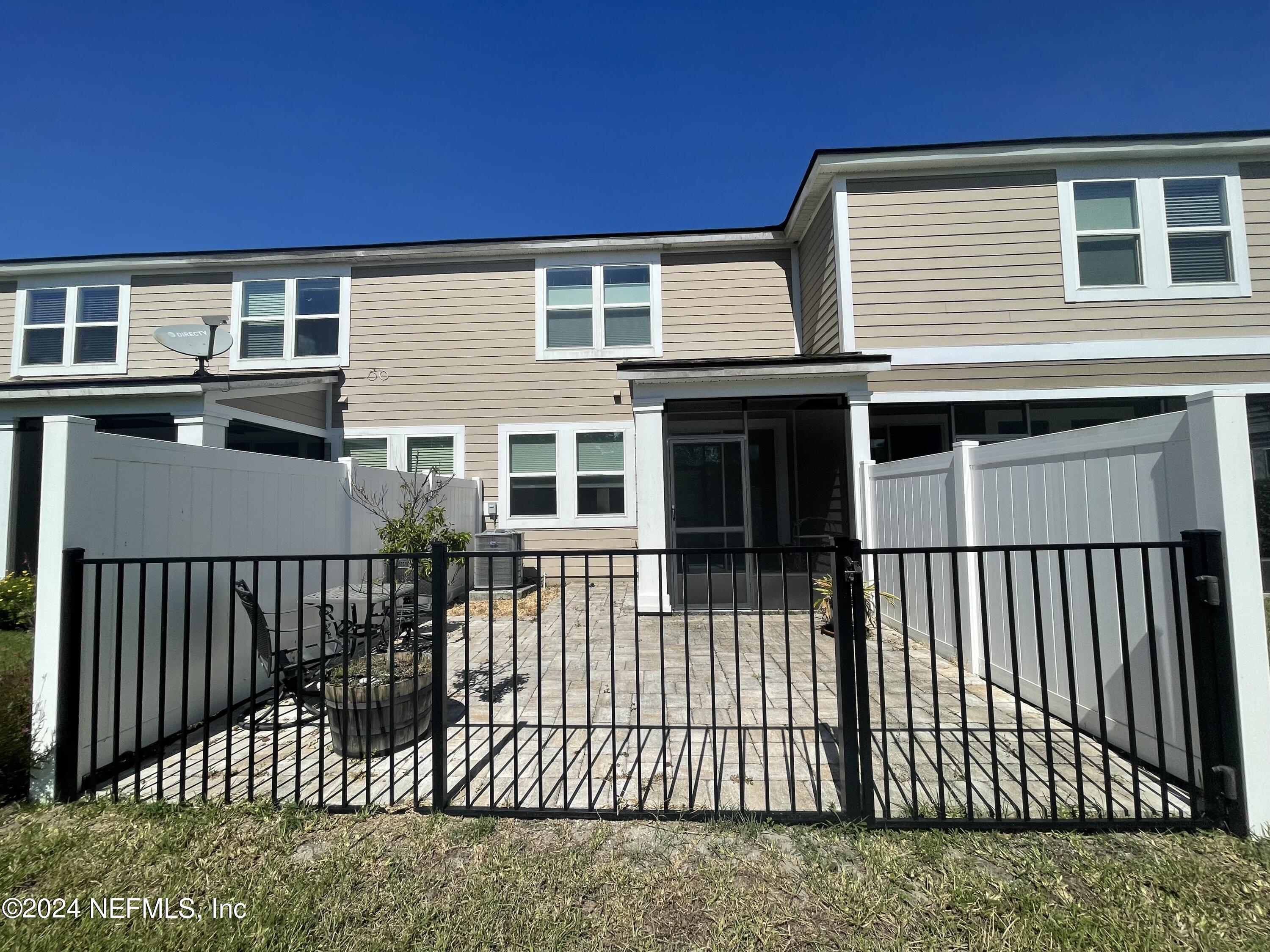 122 SERVIA Drive