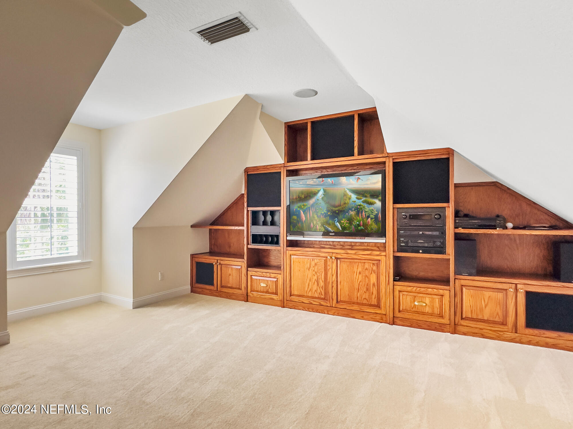 204 NORTH WIND Court
