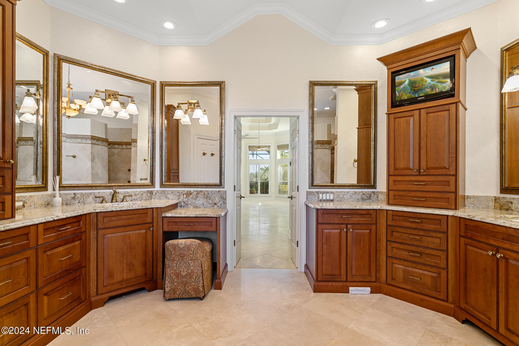 204 NORTH WIND Court