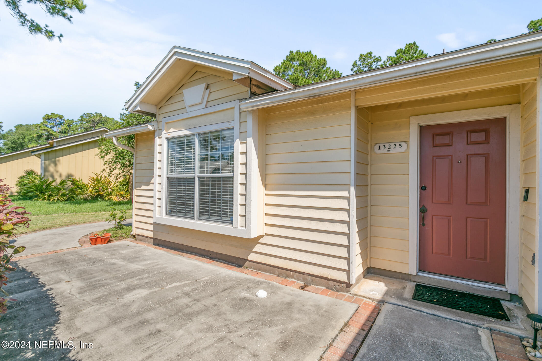 13225 CURRITUCK Drive N