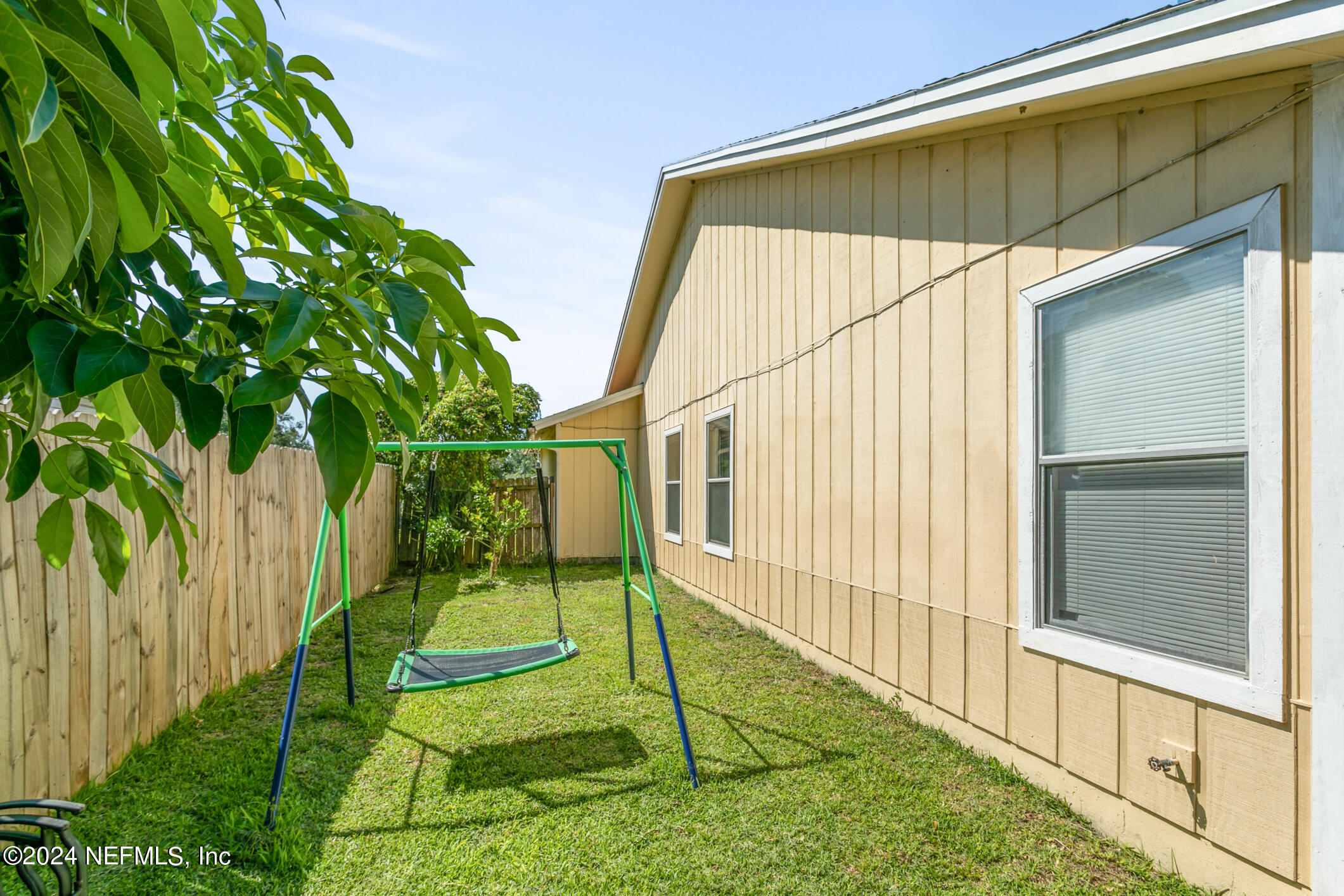 13225 CURRITUCK Drive N