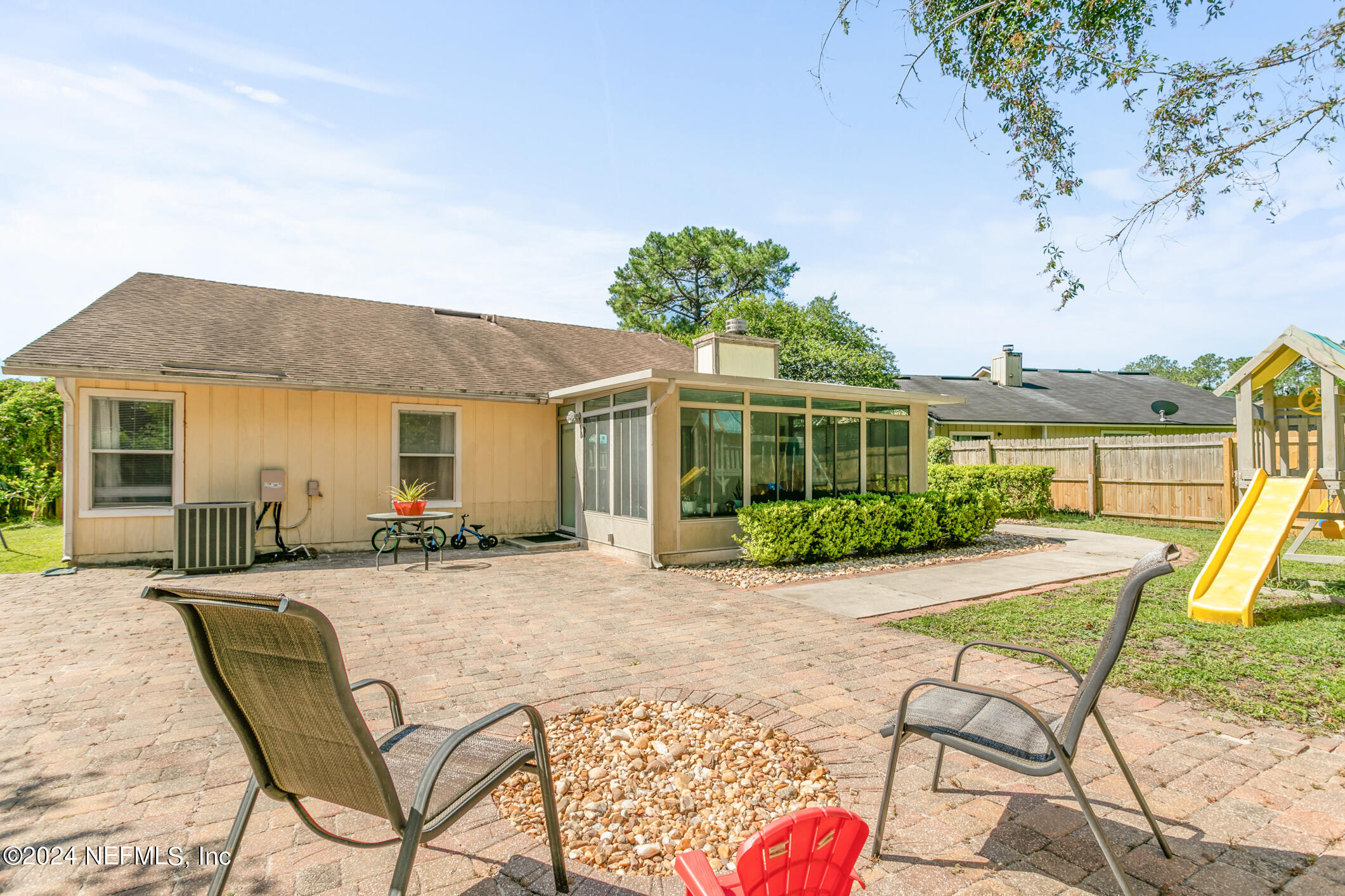 13225 CURRITUCK Drive N