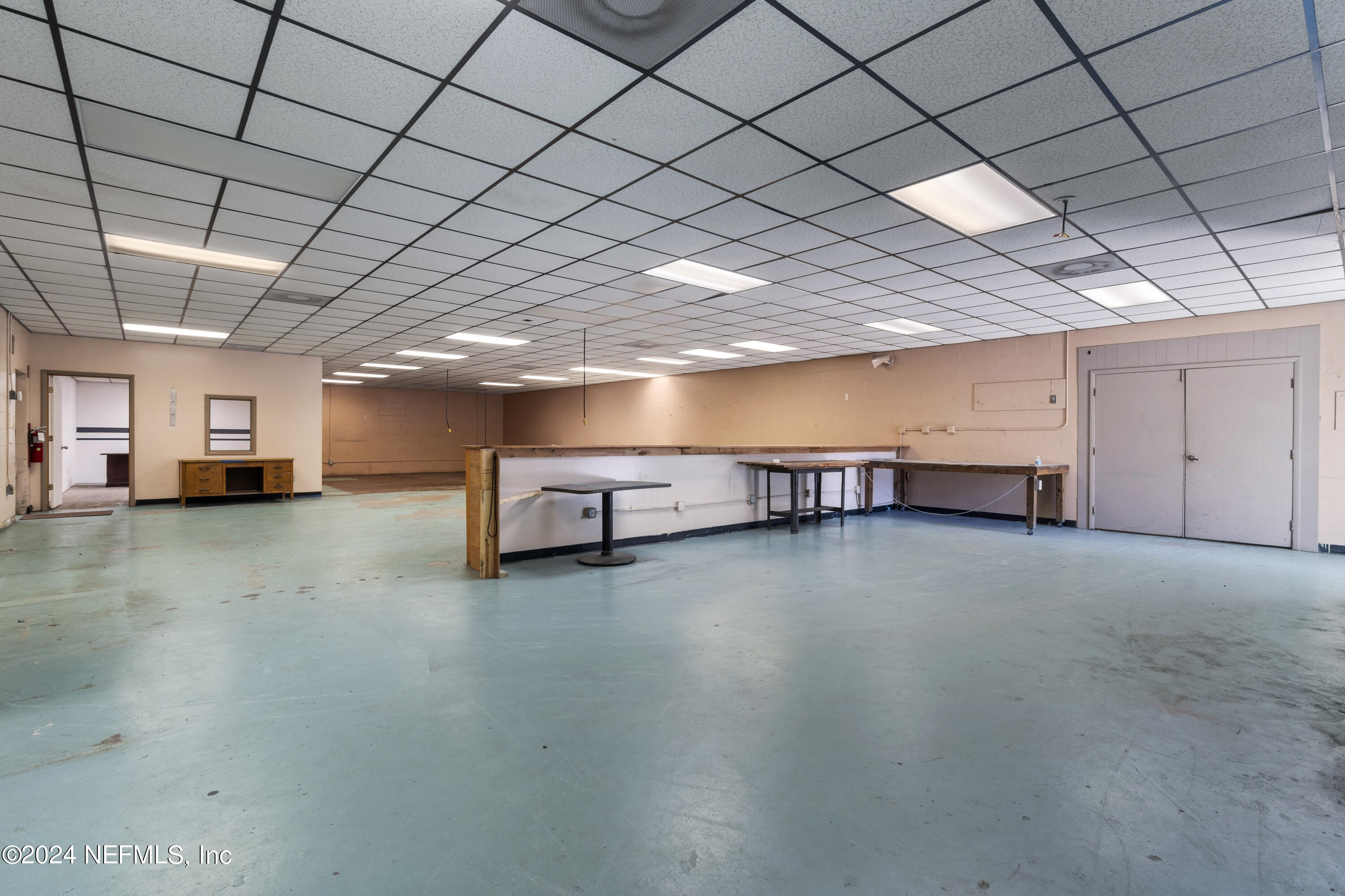 9840 INTERSTATE CENTER Drive