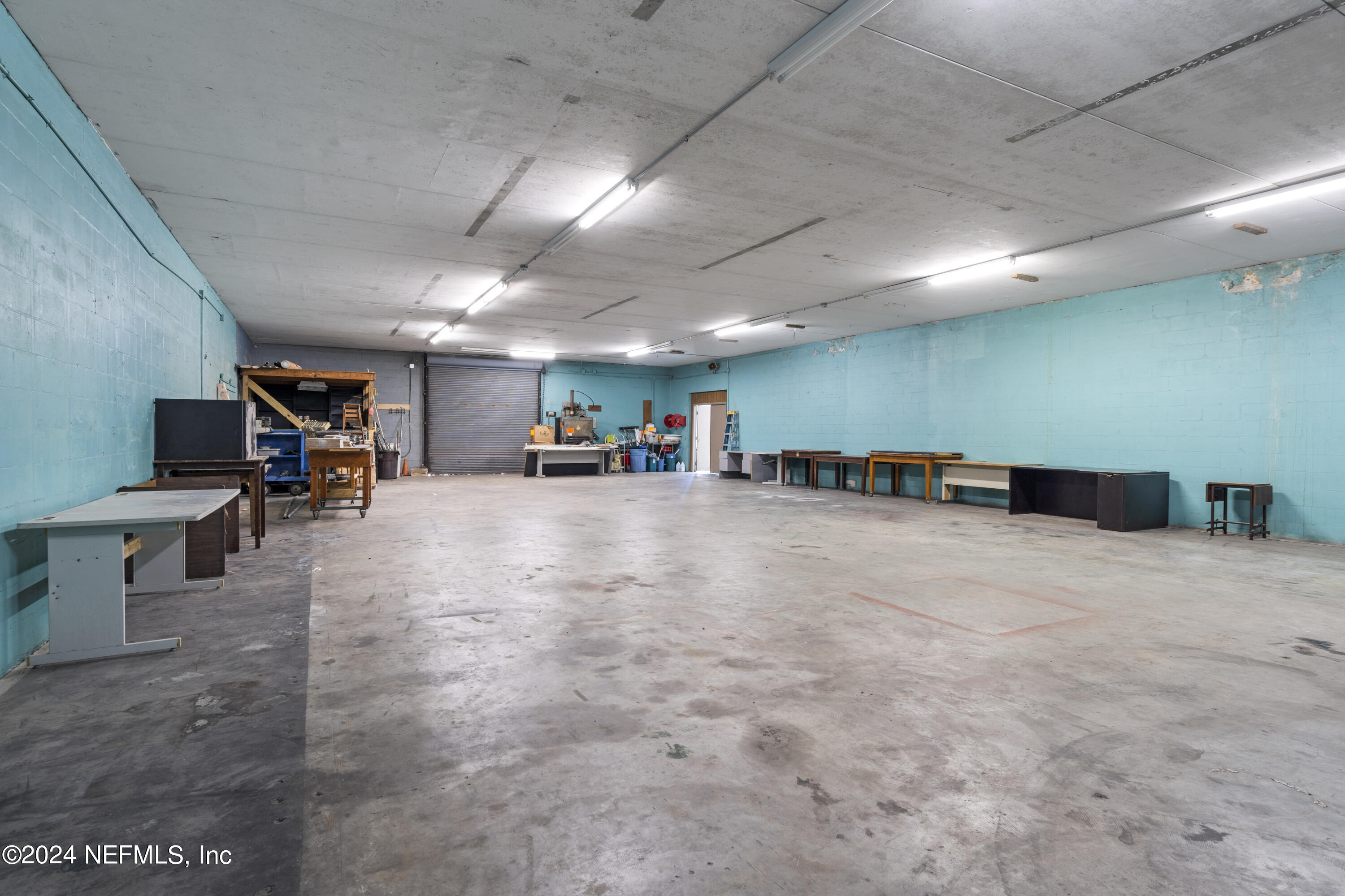 9840 INTERSTATE CENTER Drive