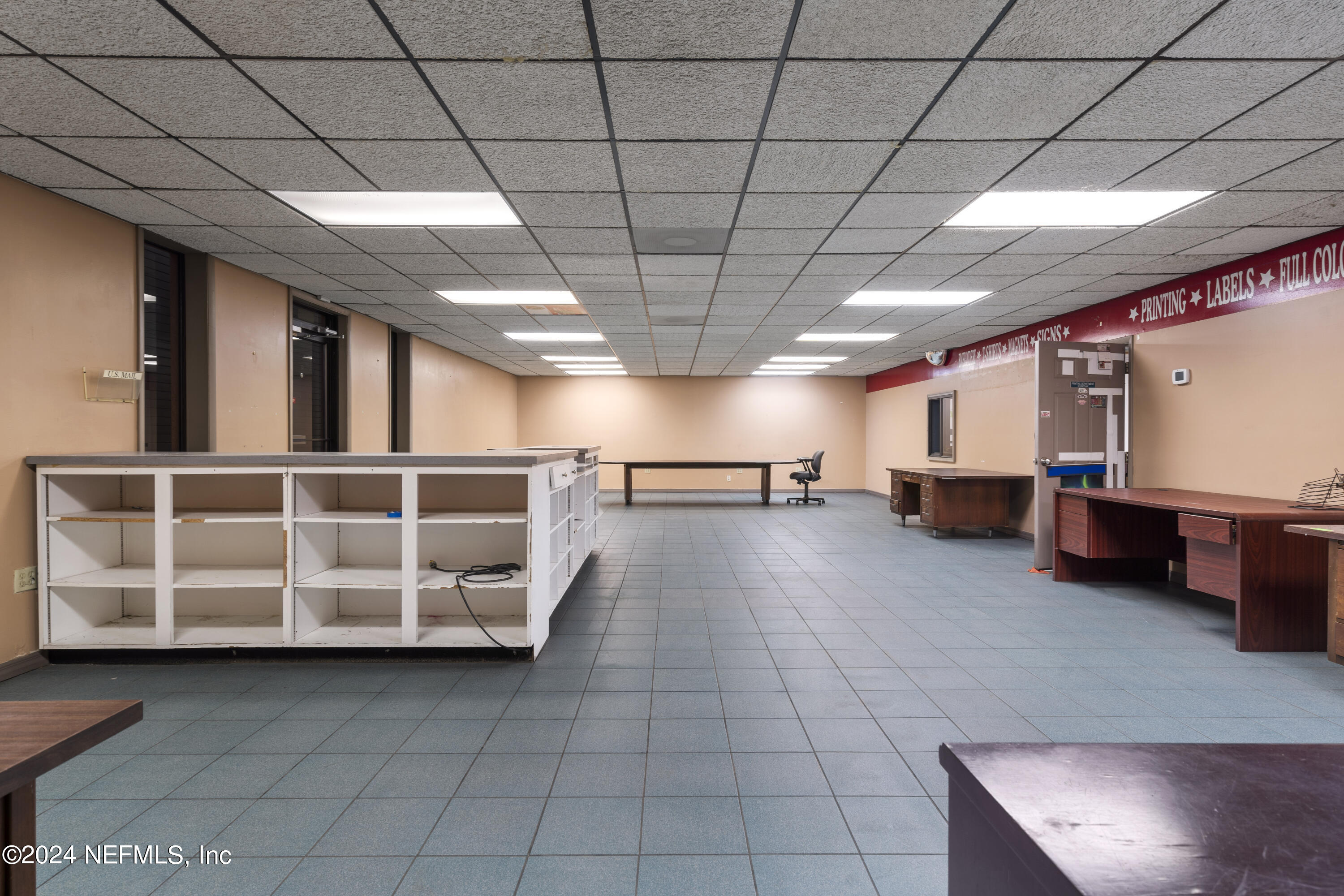 9840 INTERSTATE CENTER Drive