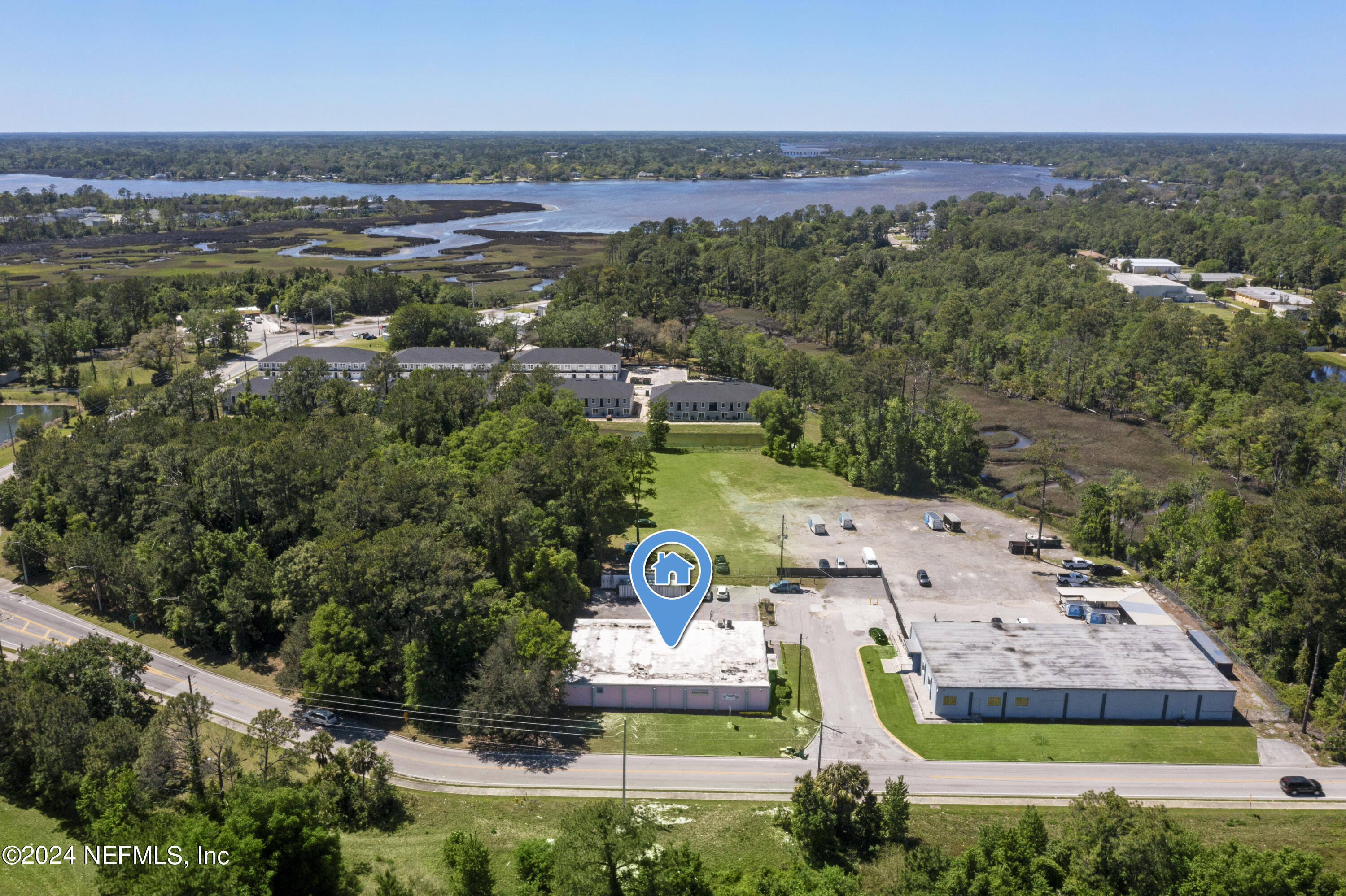 9840 INTERSTATE CENTER Drive