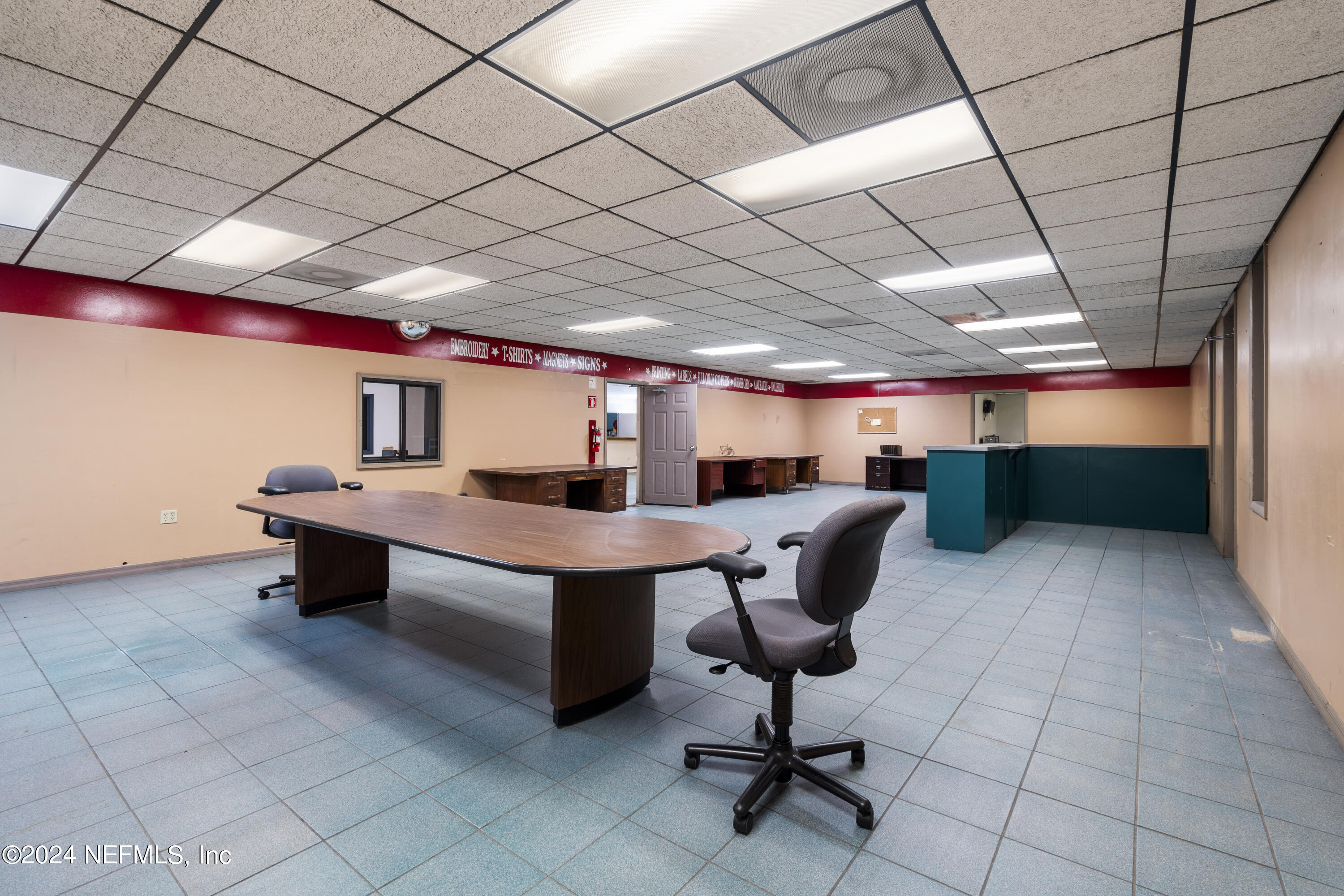 9840 INTERSTATE CENTER Drive