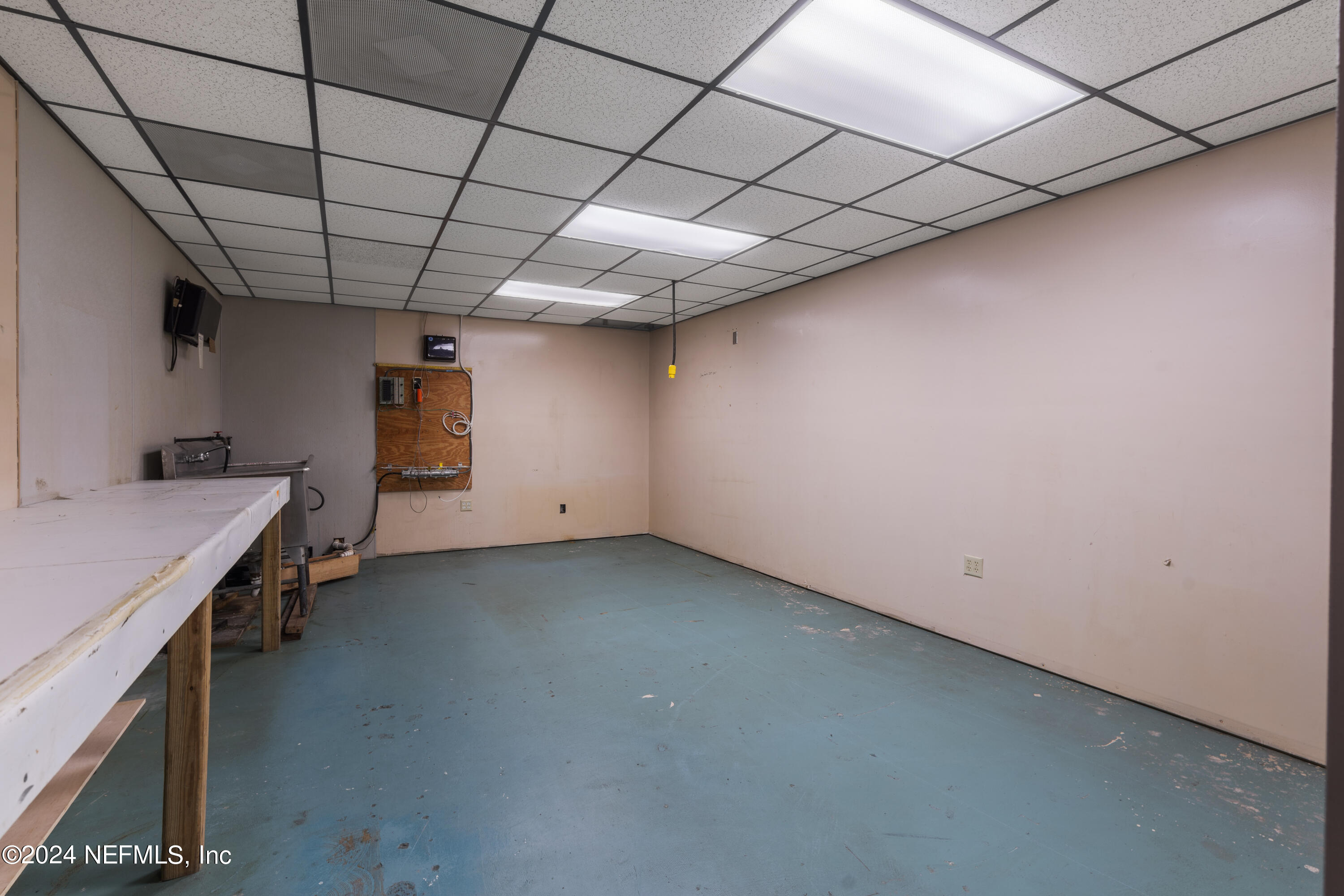 9840 INTERSTATE CENTER Drive