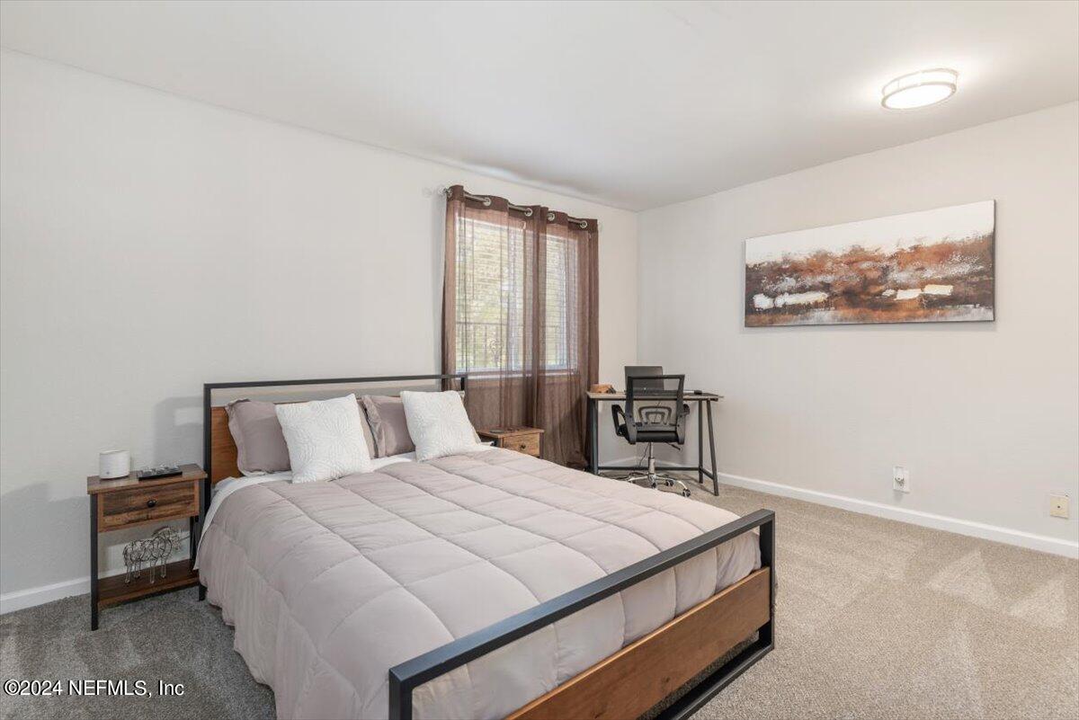 6616 LA MIRADA Drive E, 1