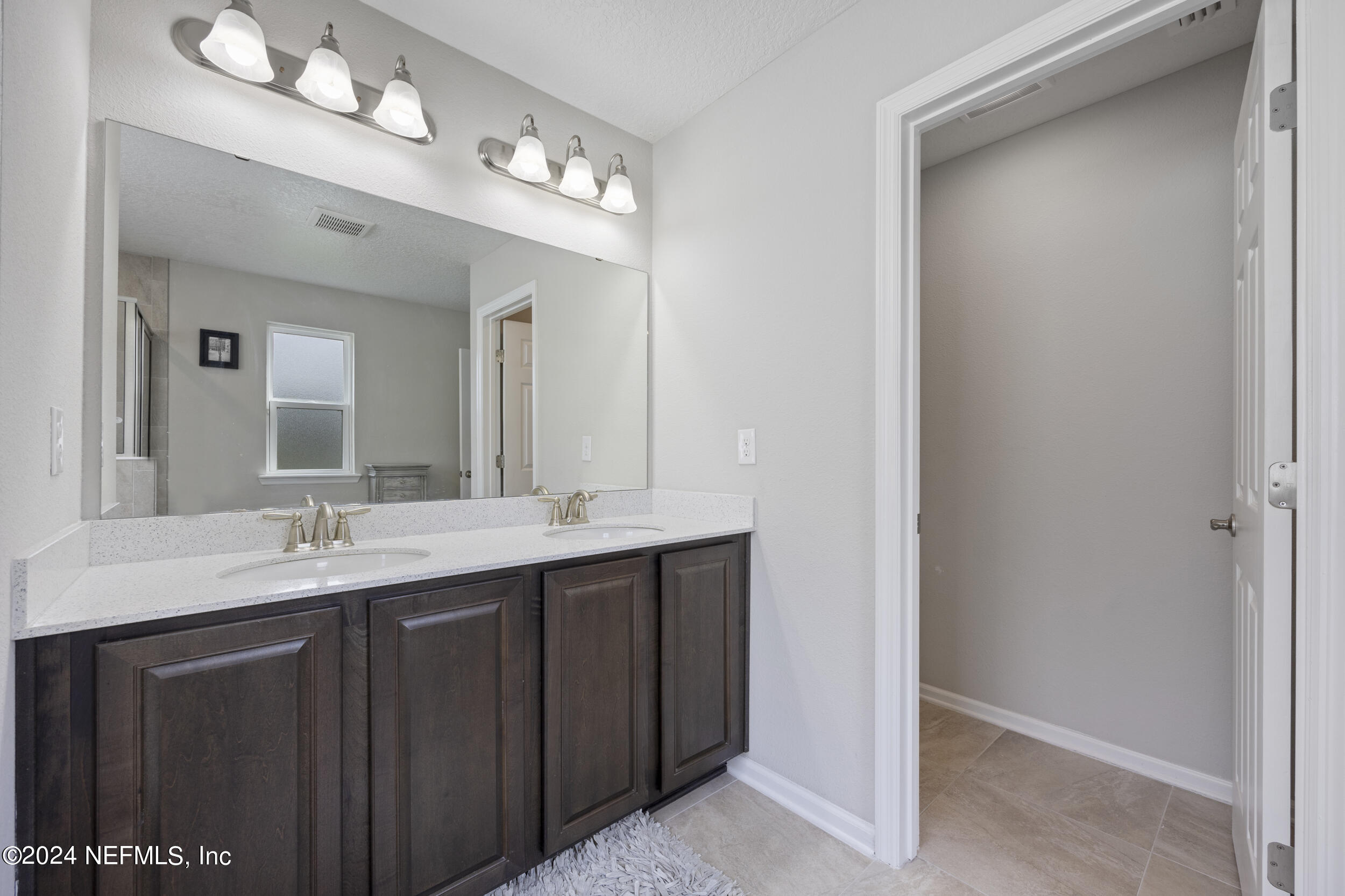 7638 SUNNYDALE Lane