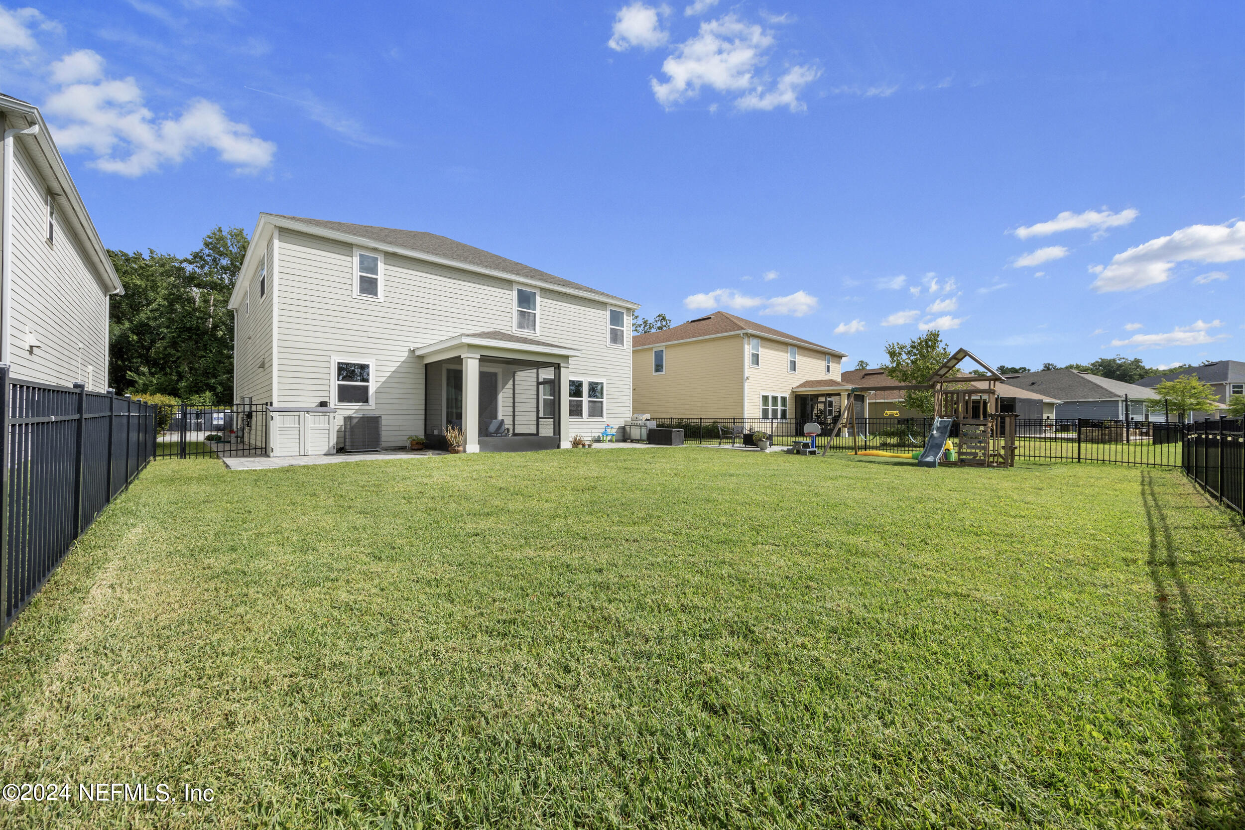 7638 SUNNYDALE Lane