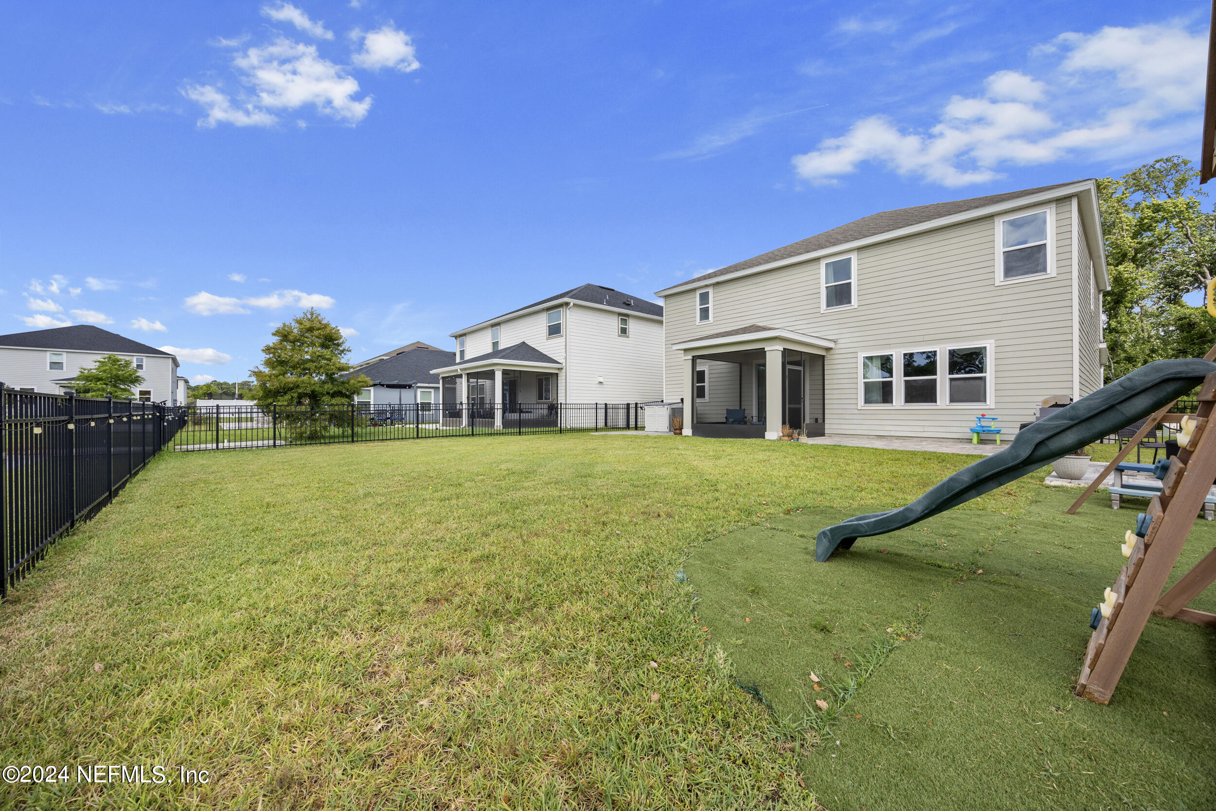 7638 SUNNYDALE Lane