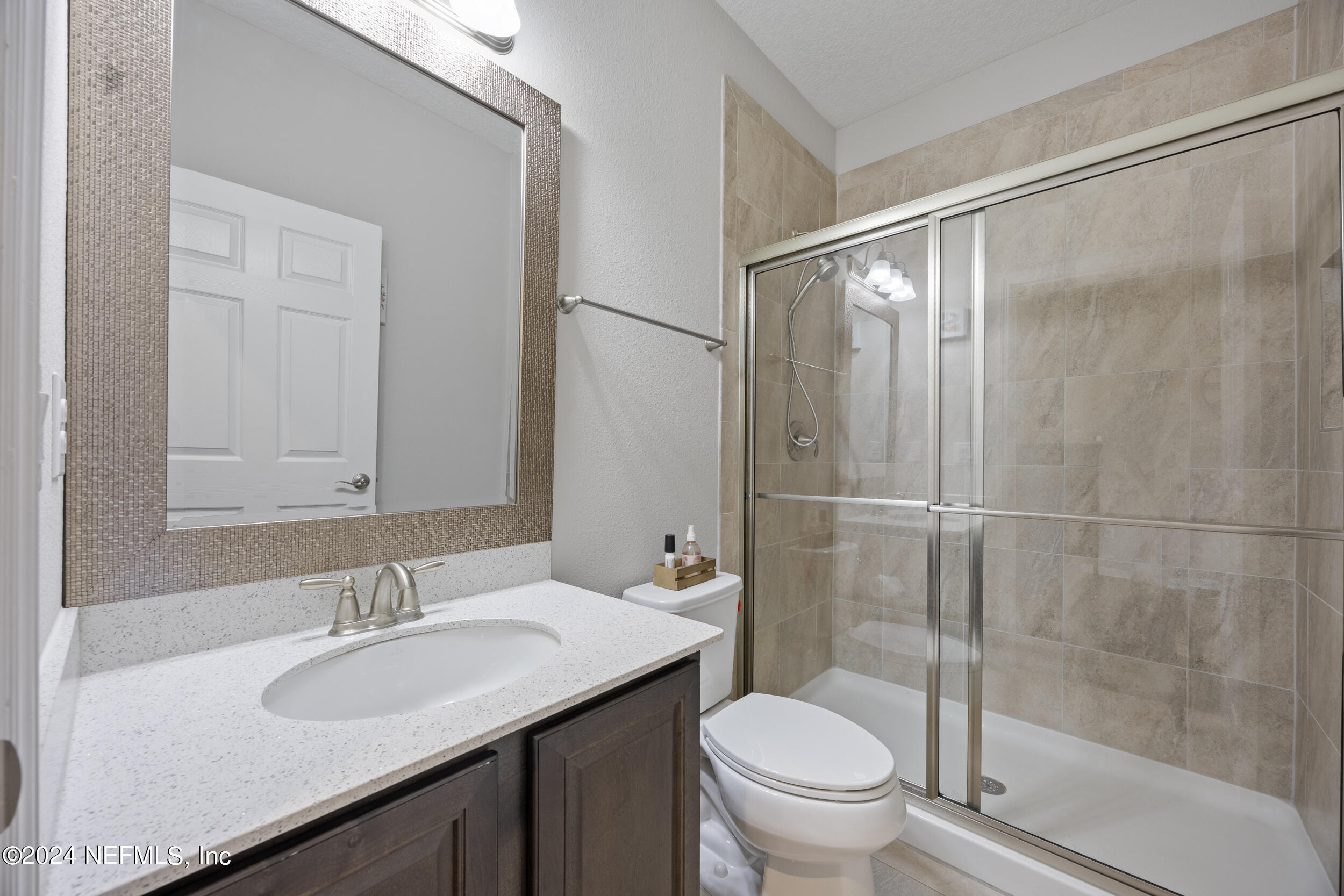 7638 SUNNYDALE Lane