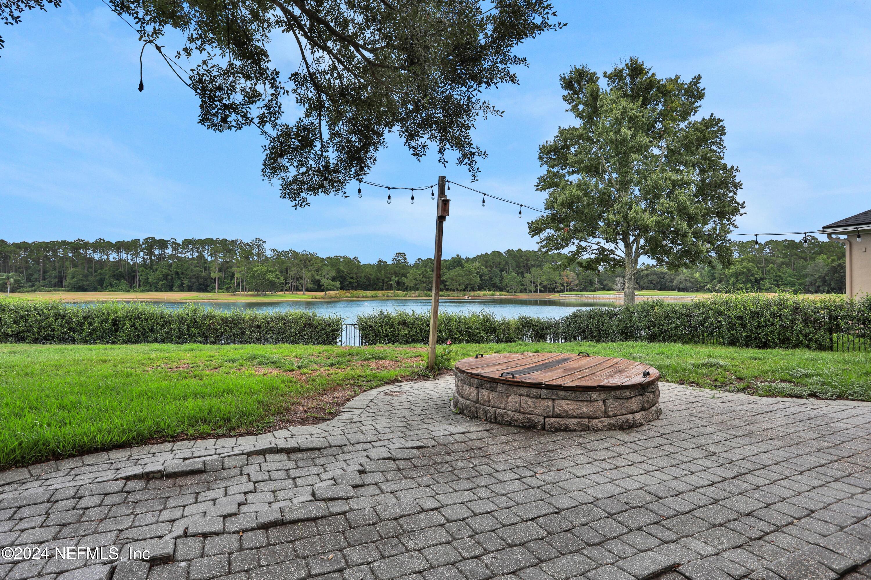 1131 EAGLE POINT Drive