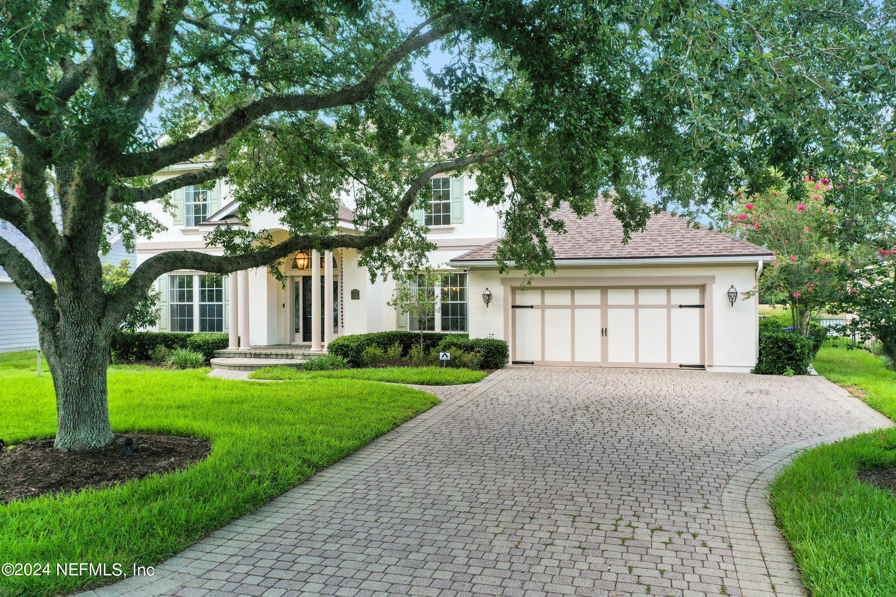 1131 EAGLE POINT Drive