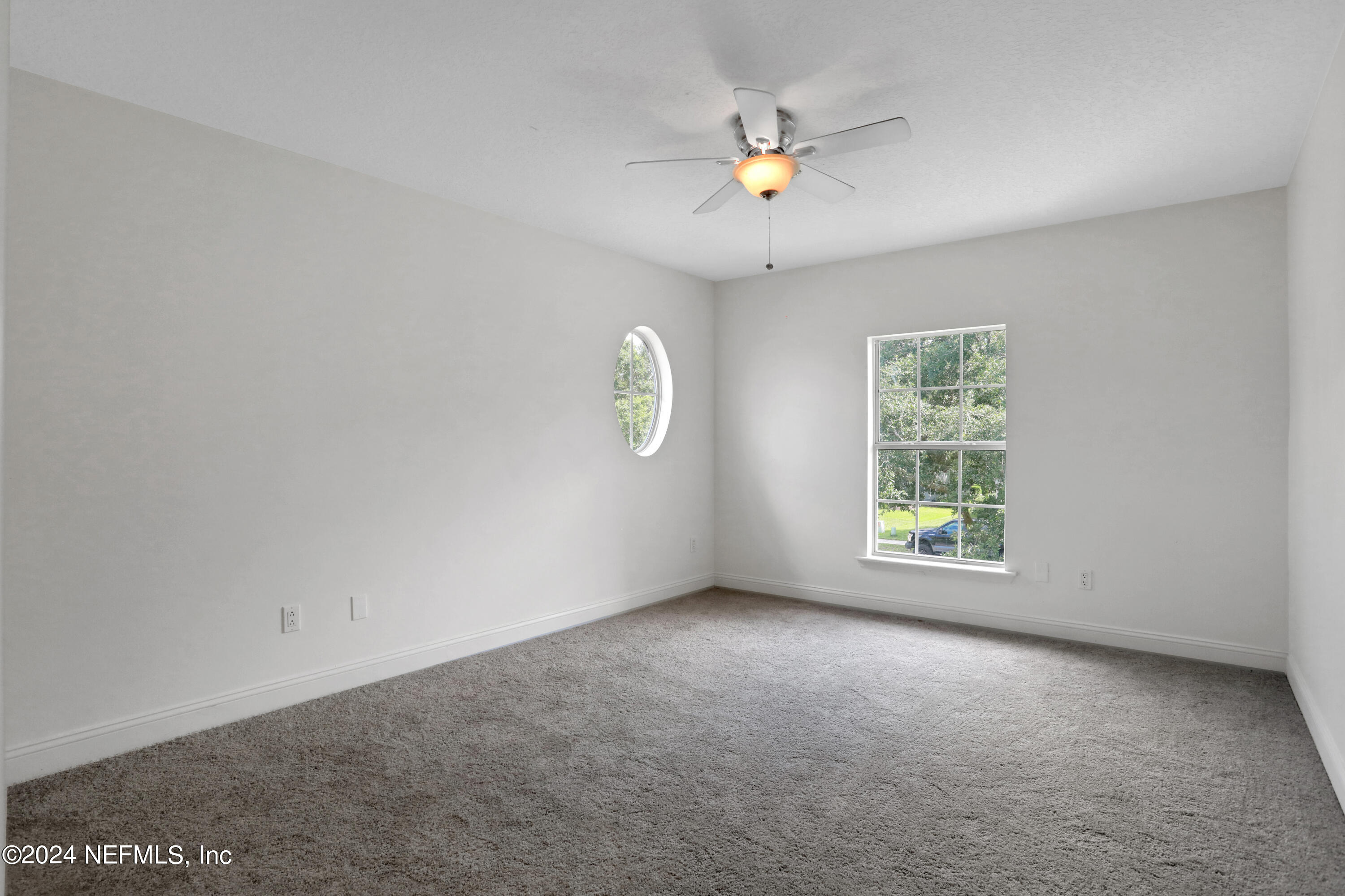 1131 EAGLE POINT Drive