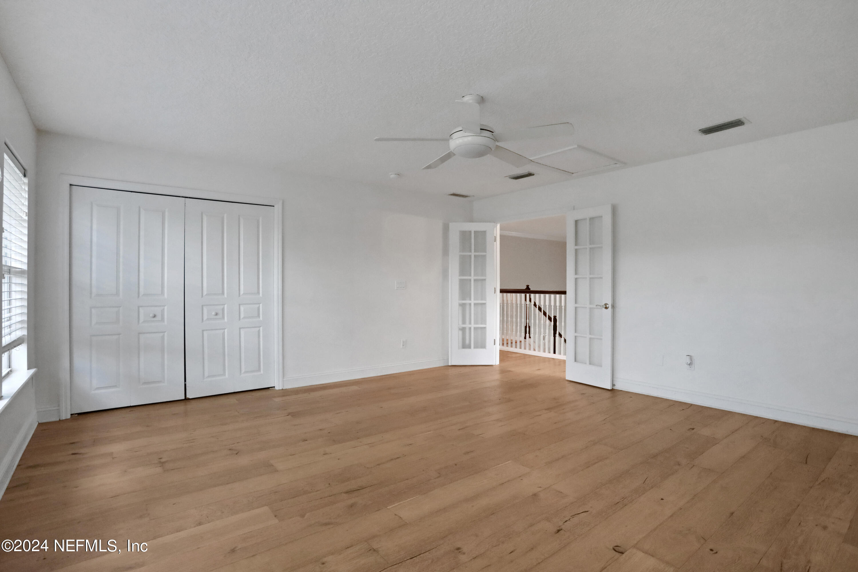 1131 EAGLE POINT Drive