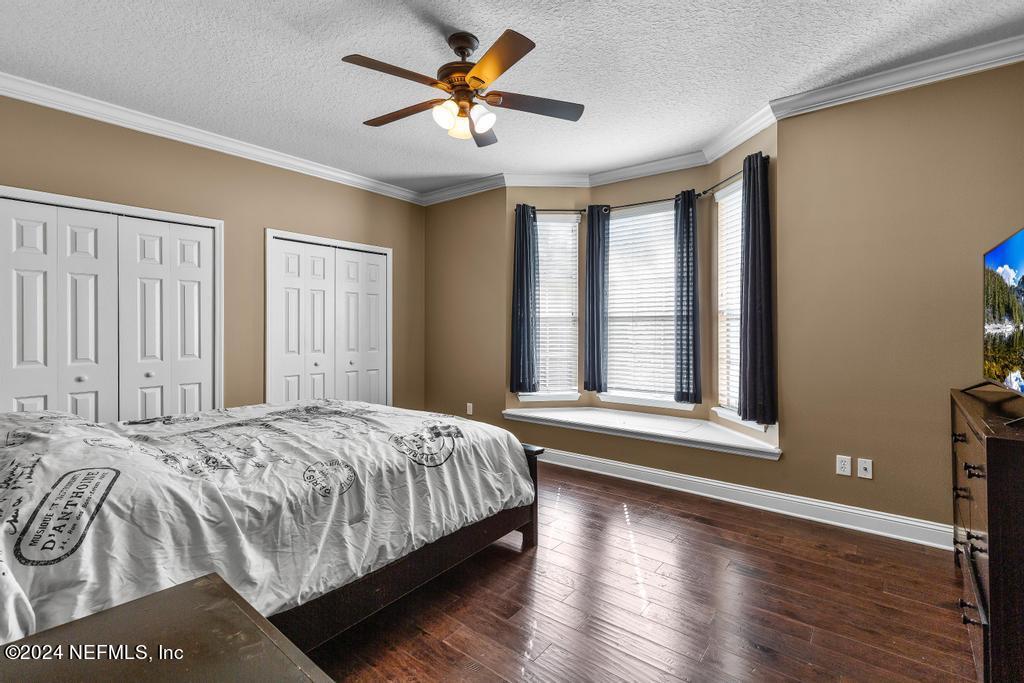 3639 SUNSET OAK Drive