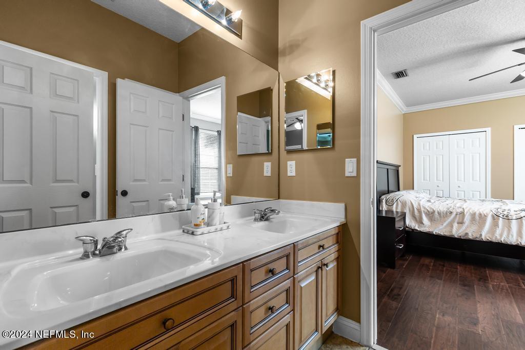 3639 SUNSET OAK Drive