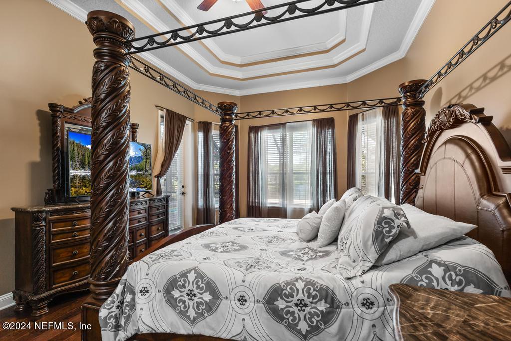 3639 SUNSET OAK Drive