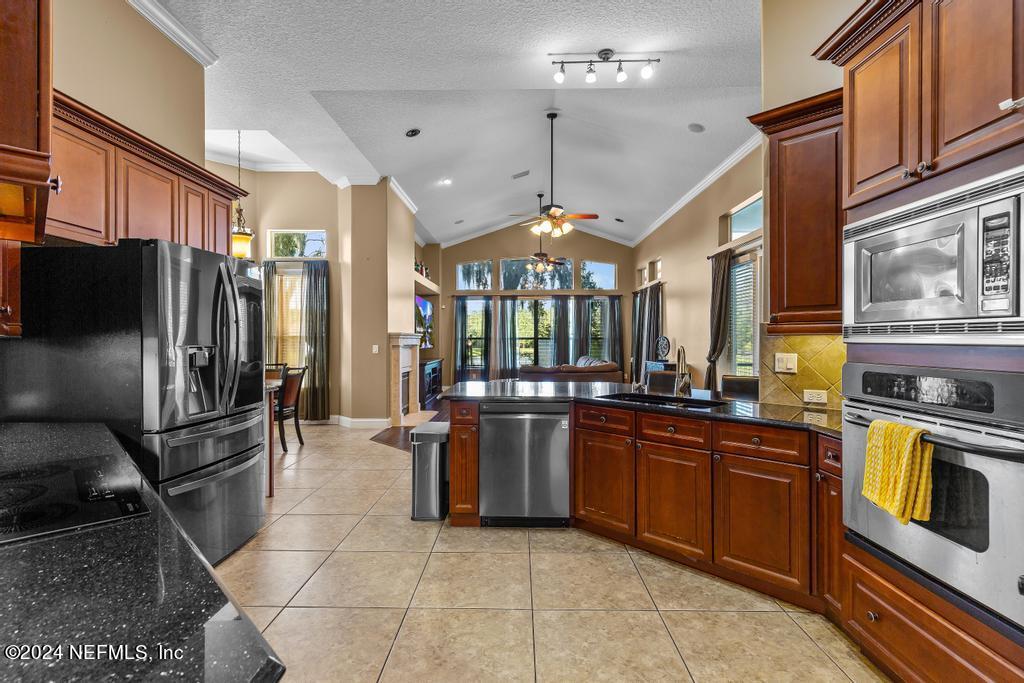 3639 SUNSET OAK Drive