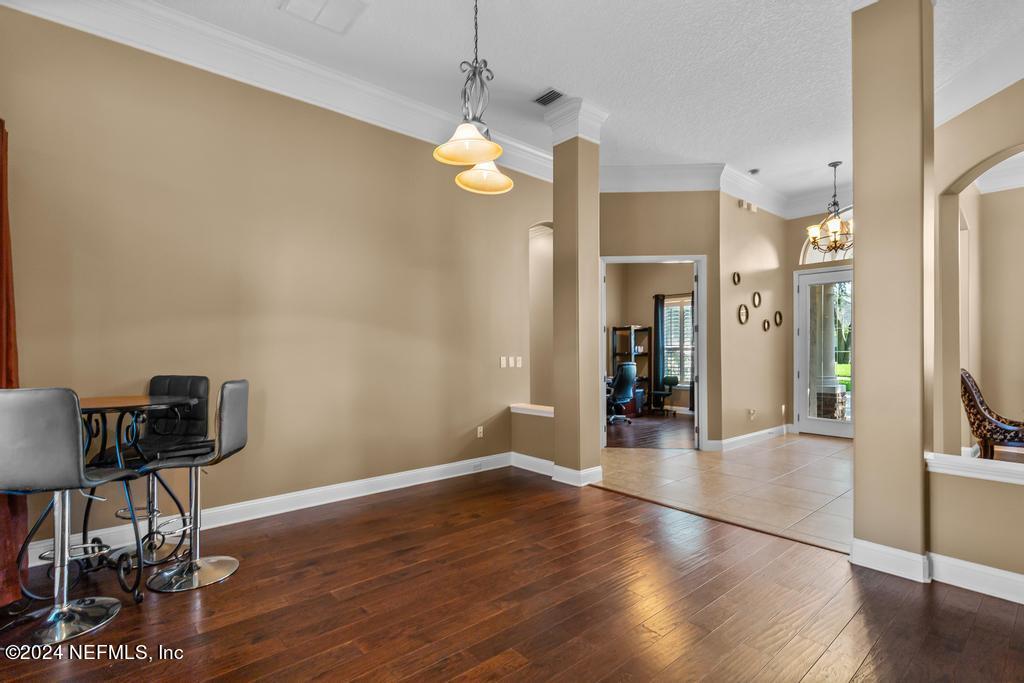 3639 SUNSET OAK Drive