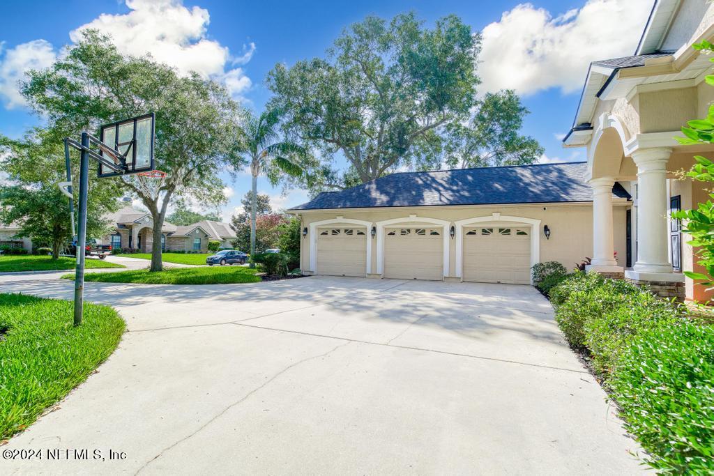 3639 SUNSET OAK Drive