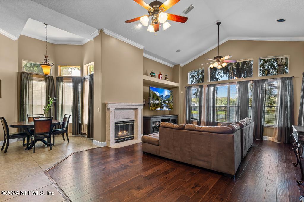 3639 SUNSET OAK Drive