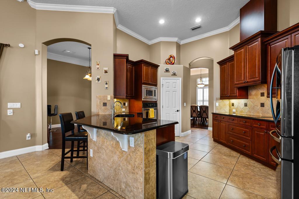 3639 SUNSET OAK Drive