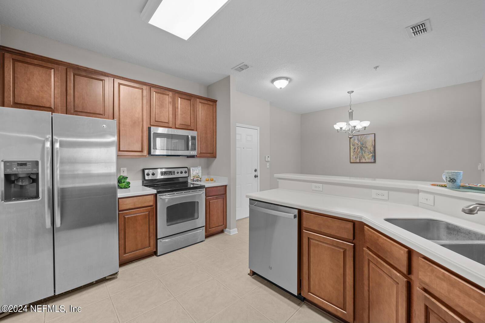 13364 BEACH Boulevard, 732