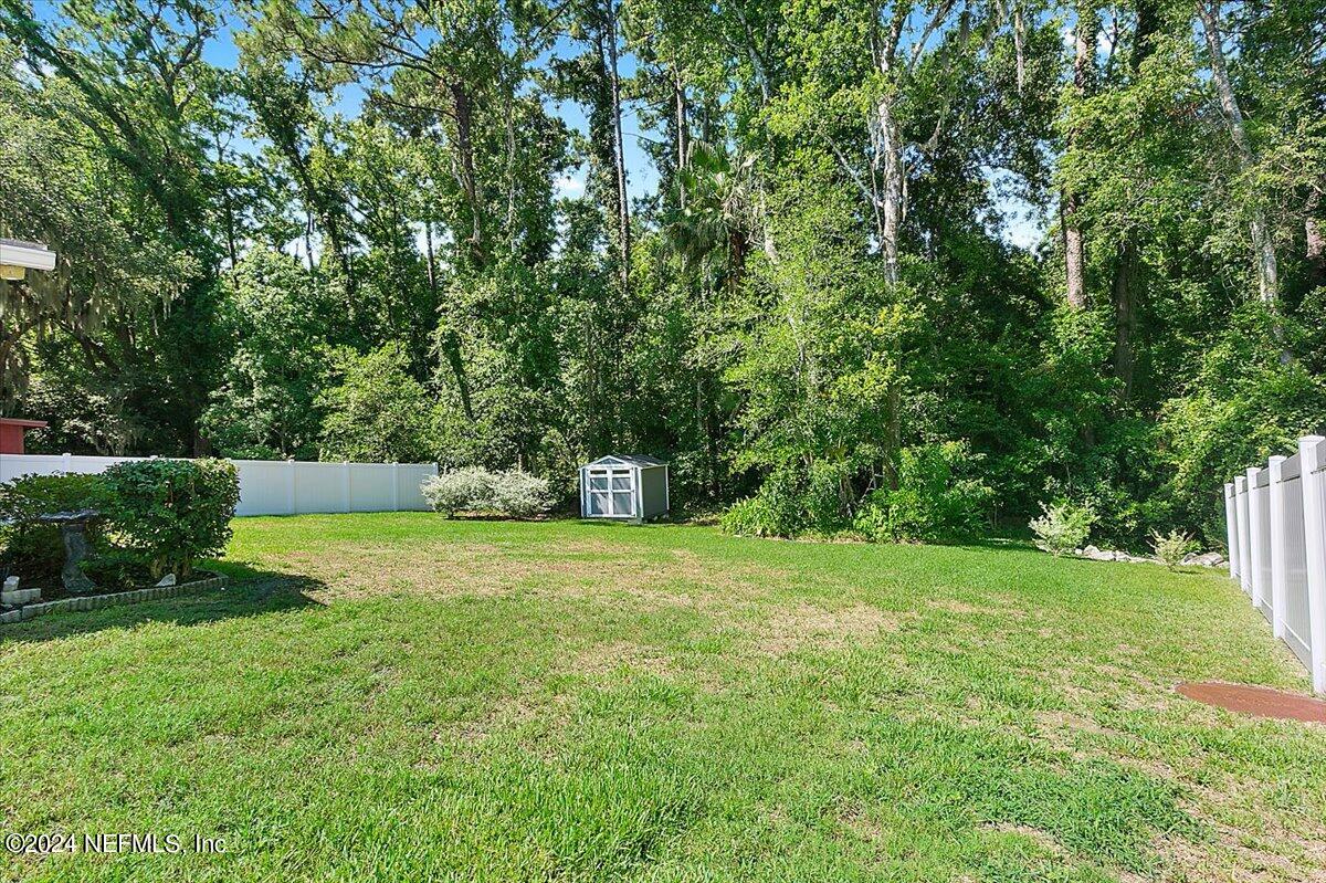 1178 KNOLL DR Drive W