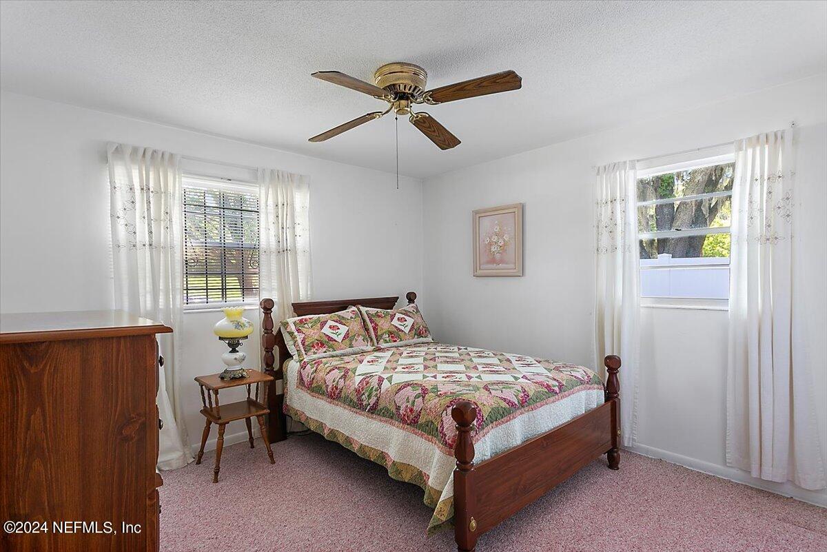 1178 KNOLL DR Drive W