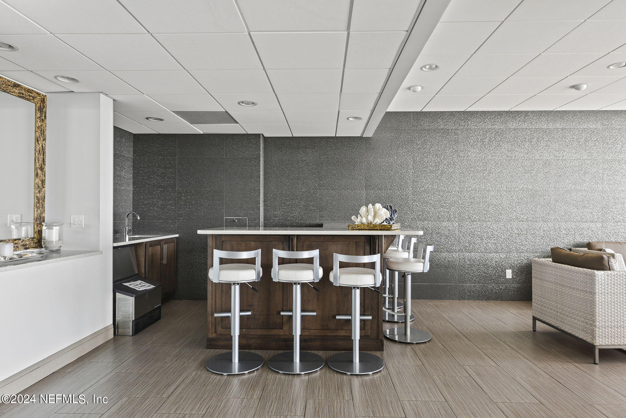 1301 1ST Street, 1206