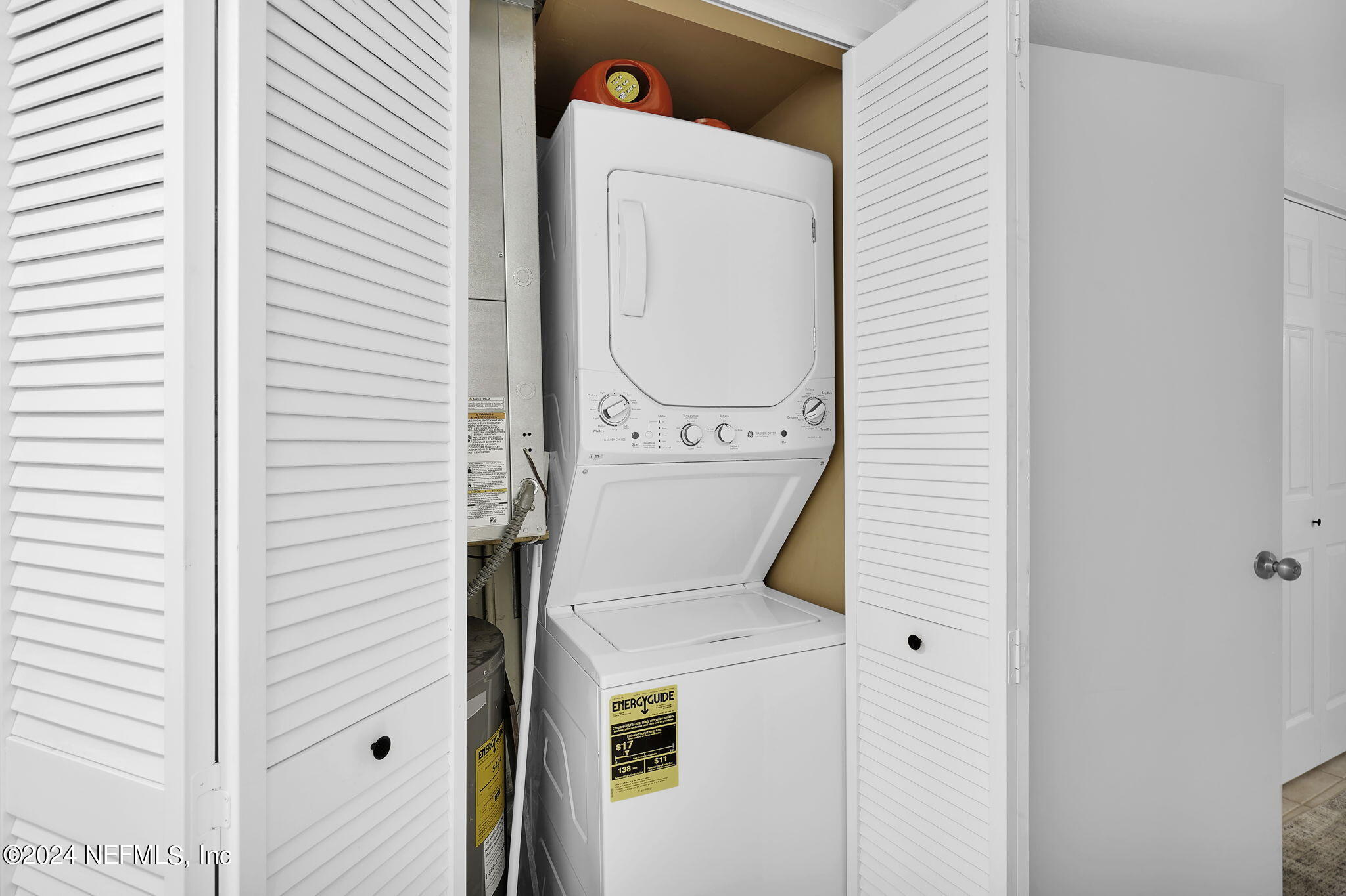 1301 1ST Street, 1206