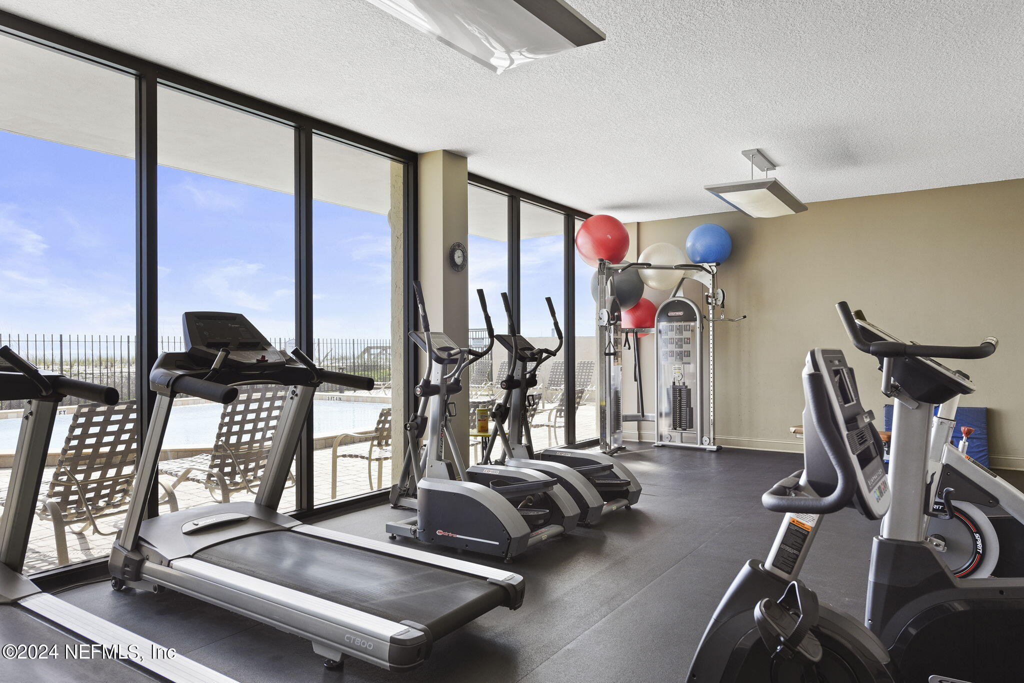 1301 1ST Street, 1206