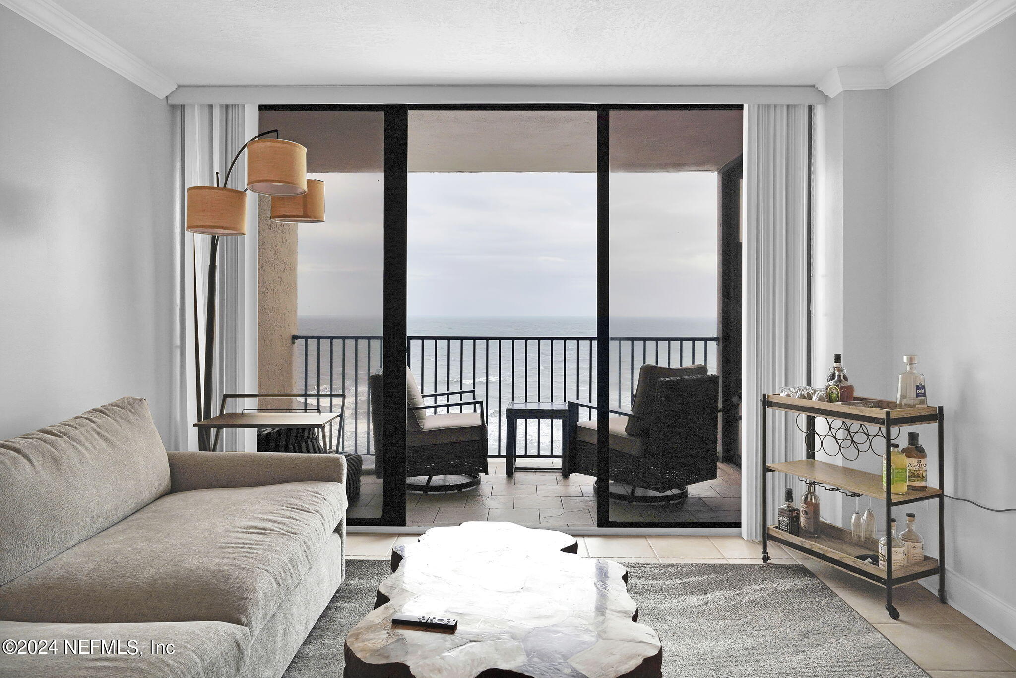 1301 1ST Street, 1206