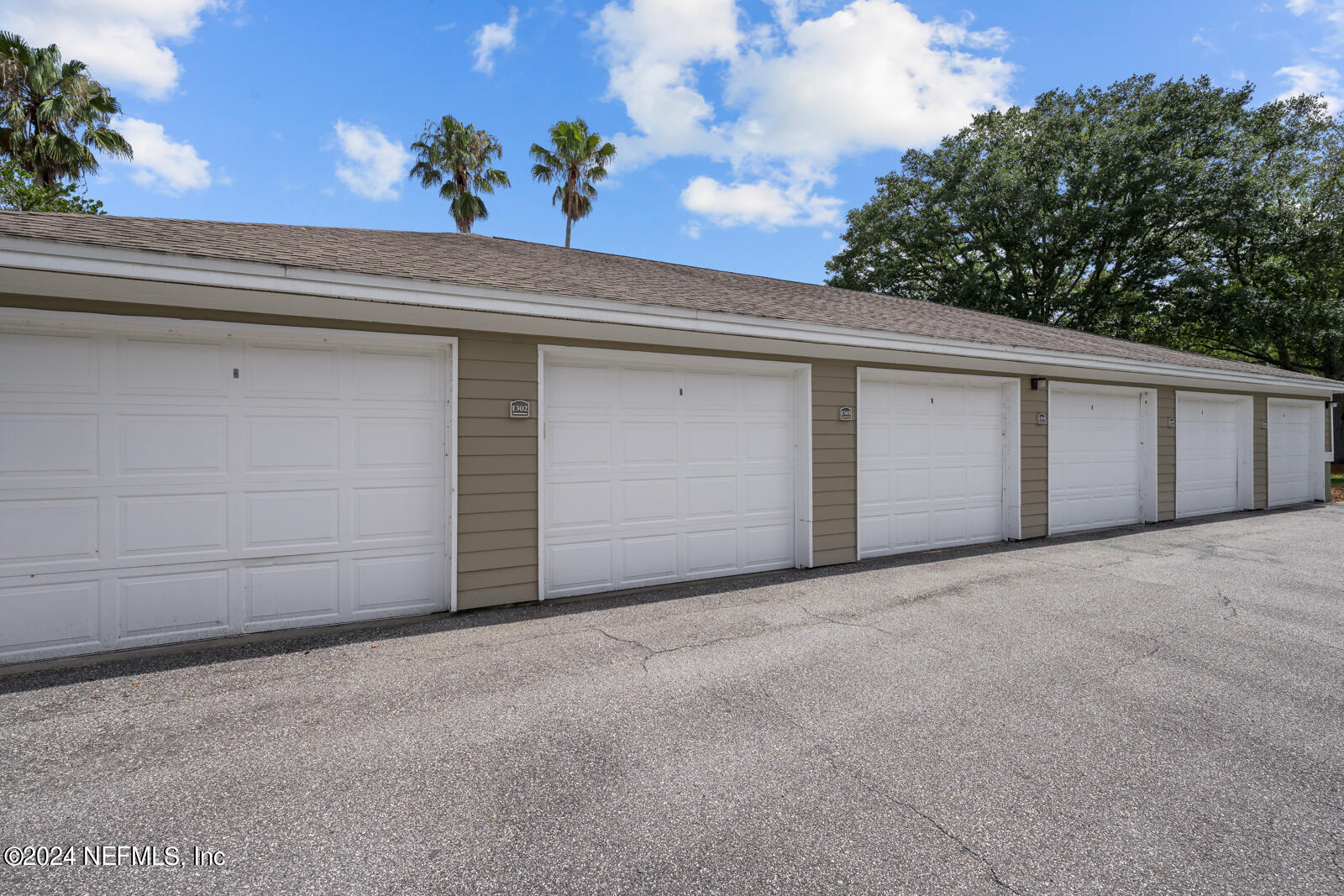 7701 TIMBERLIN PARK Boulevard, 1223